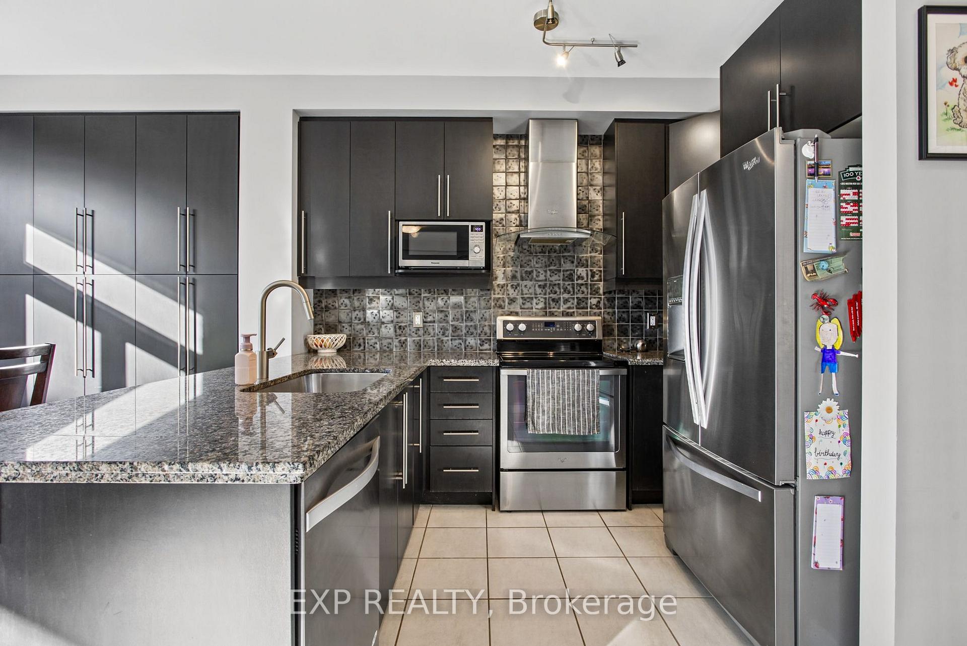 Photo 13 of 7 Lampman Drive, Grimsby, Grimsby West — HOMEH