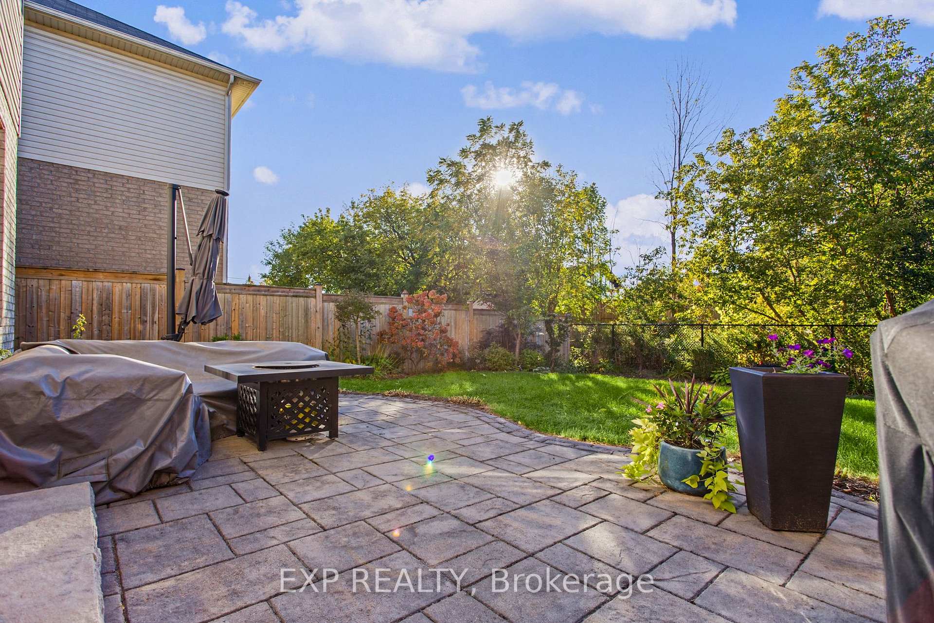Photo 30 of 7 Lampman Drive, Grimsby, Grimsby West — HOMEH