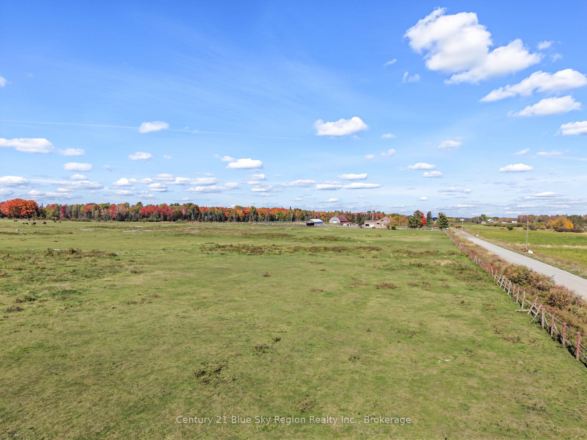 Photo 6 of 1383 Rabbit Trail Road, Markstay-Warren — HOMEH