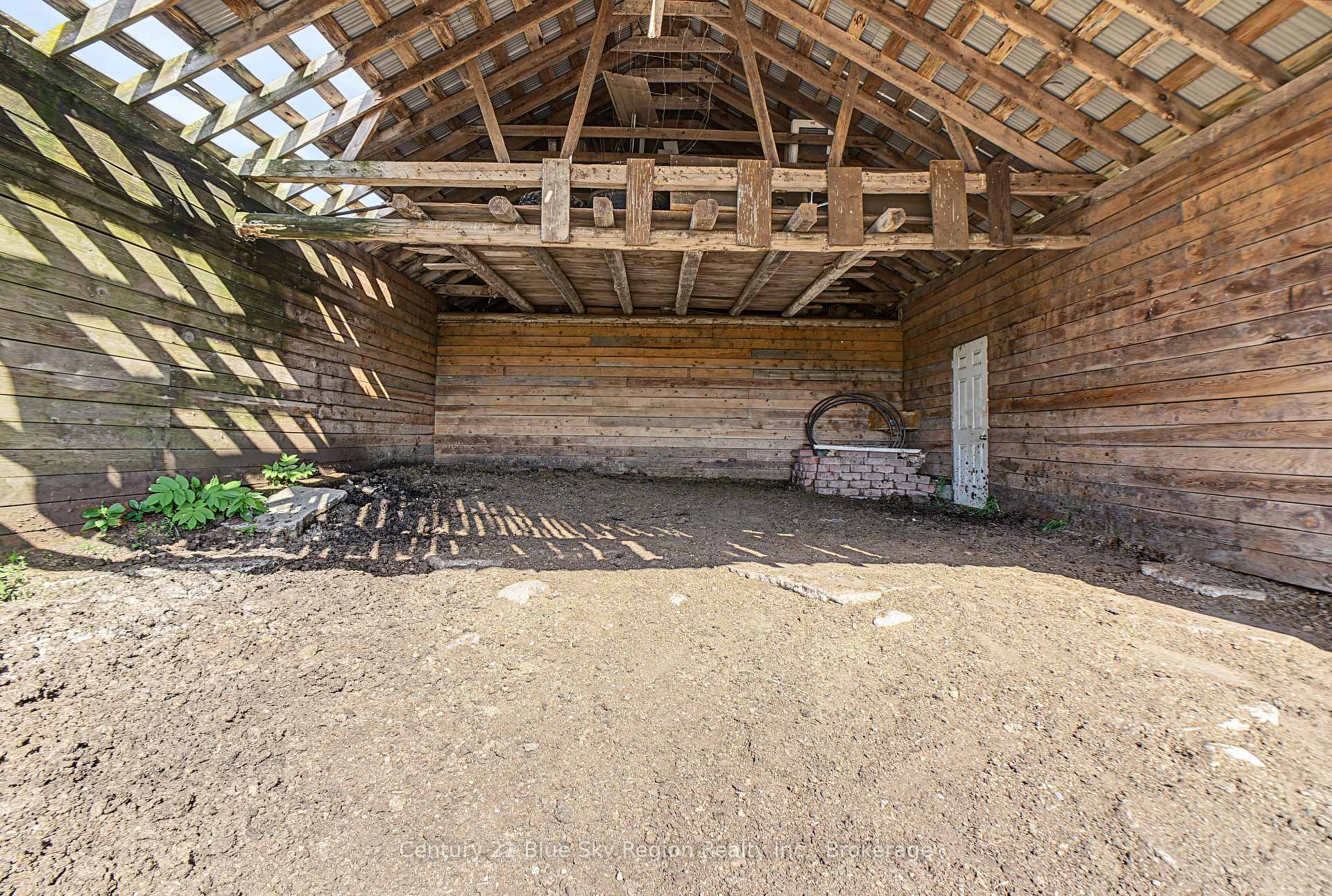 Photo 10 of 1383 Rabbit Trail Road, Markstay-Warren — HOMEH