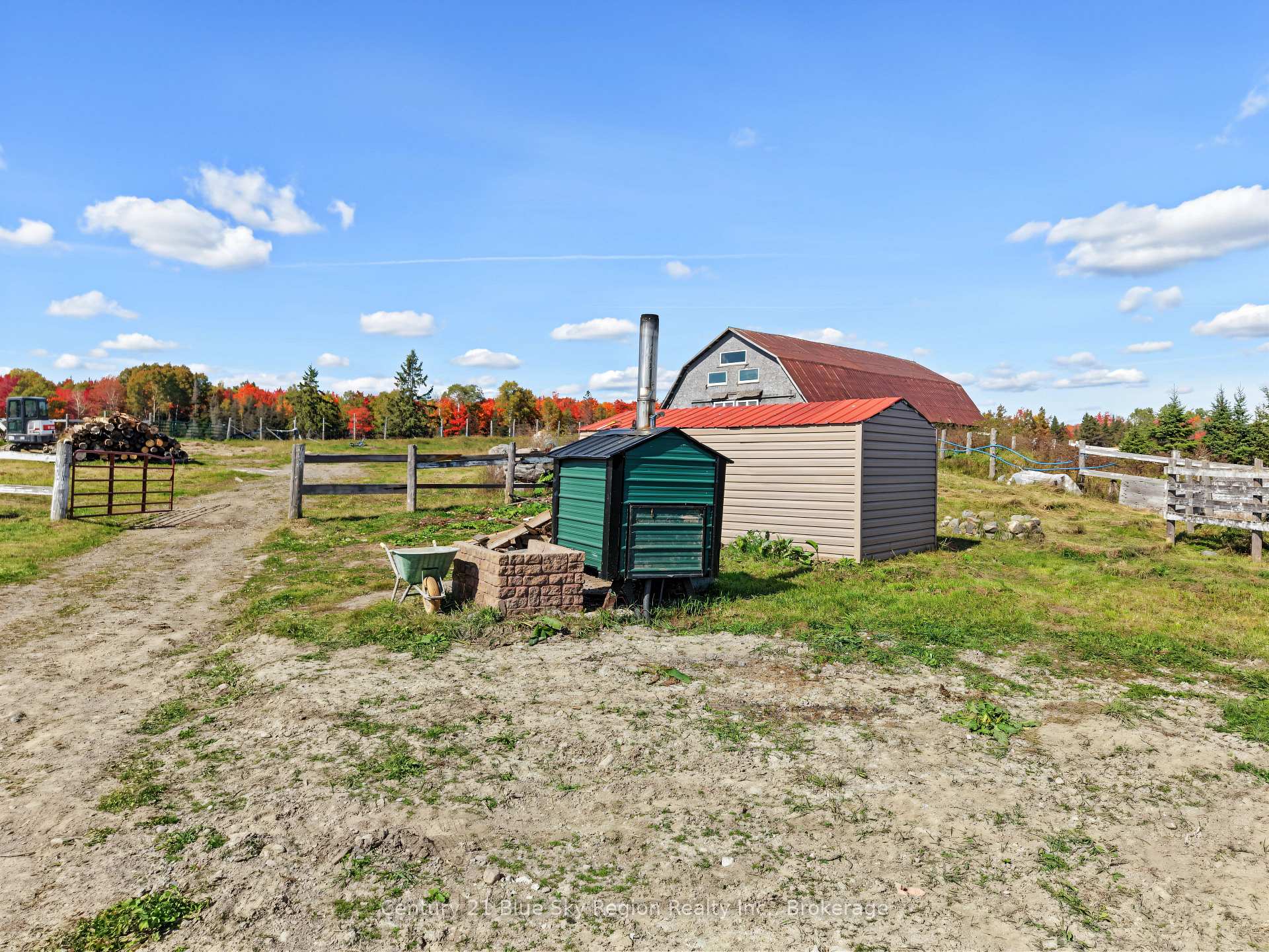 Photo 11 of 1383 Rabbit Trail Road, Markstay-Warren — HOMEH