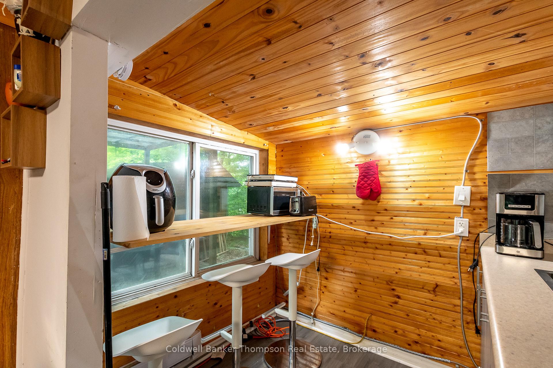 Photo 21 of 1106 Delia Road, Bracebridge, Macaulay — HOMEH