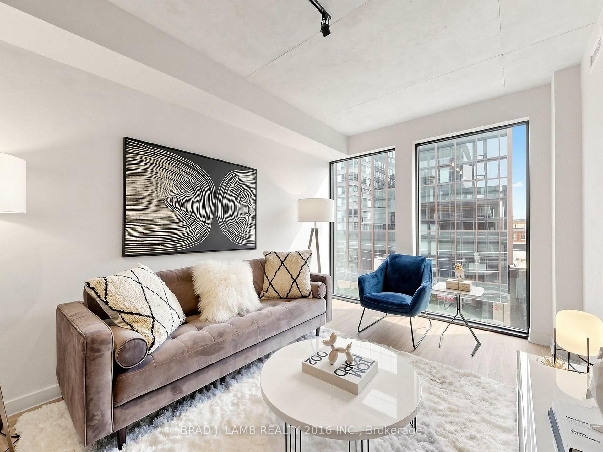 Photo 5 of Unit 404, 284 King Street E, Toronto, Moss Park — HOMEH