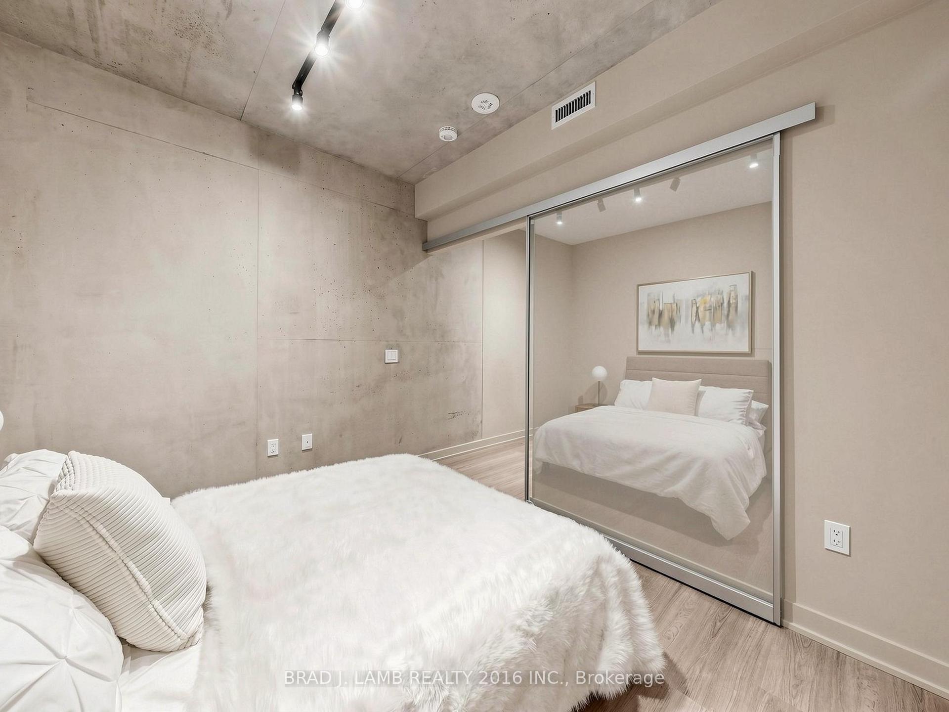 Photo 37 of Unit 404, 284 King Street E, Toronto, Moss Park — HOMEH