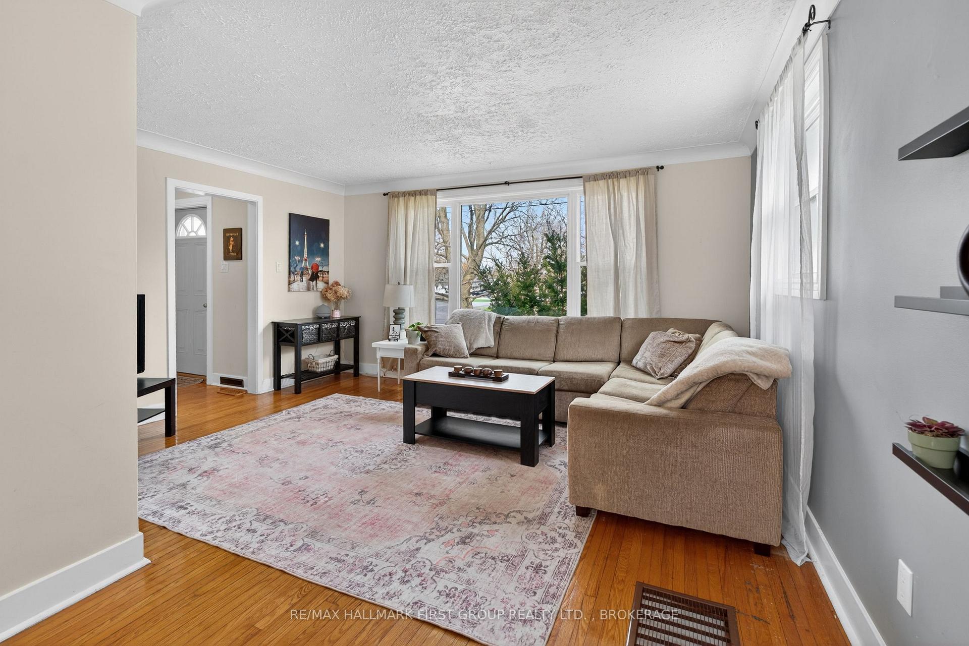 Photo 14 of 1198 Brass Drive, Kingston, City Northwest — HOMEH
