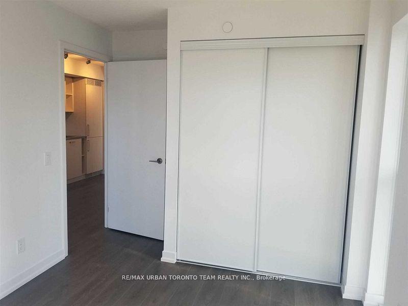Photo 4 of Unit 2405, 125 Redpath Avenue, Toronto, Mount Pleasant West — HOMEH