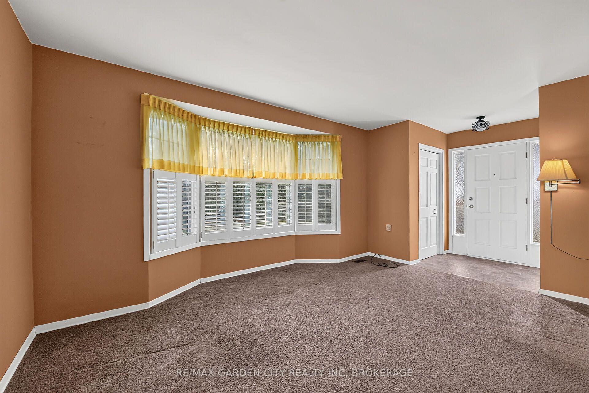 Photo 16 of 1571 Pelham Street, Pelham, Fonthill — HOMEH