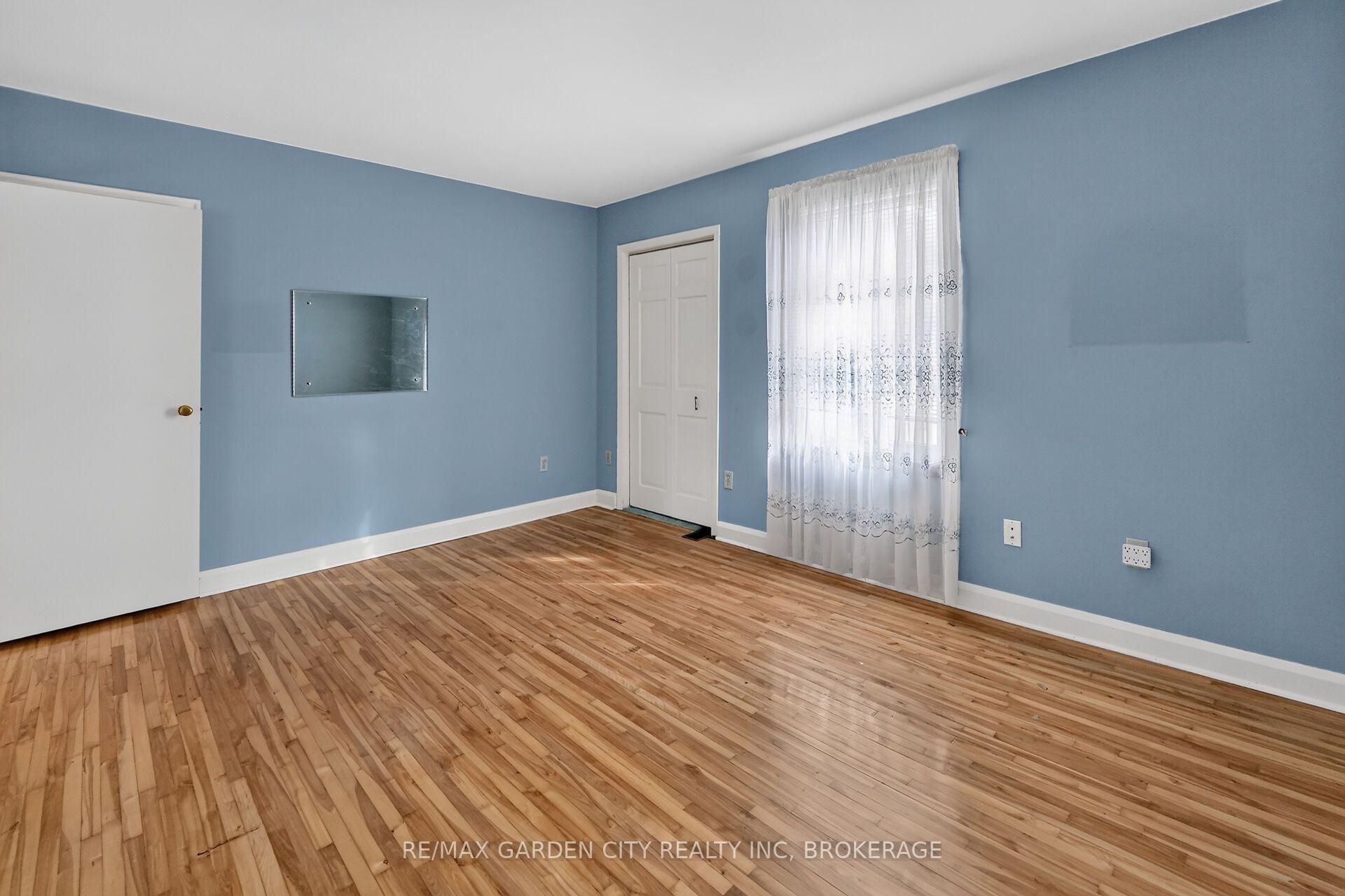 Photo 18 of 1571 Pelham Street, Pelham, Fonthill — HOMEH