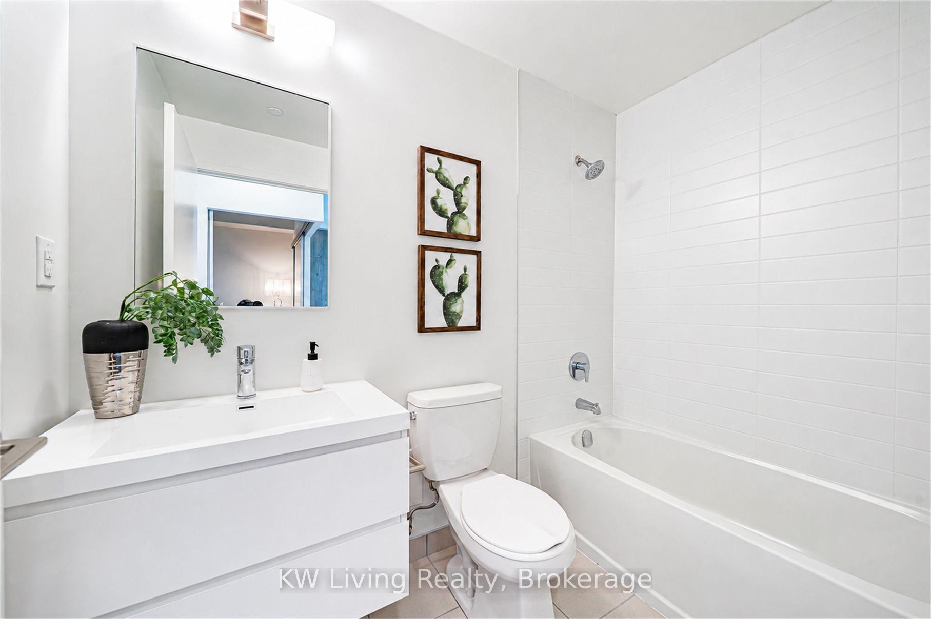 Photo 15 of Unit 728, 8119 Birchmount Road, Markham, Unionville — HOMEH