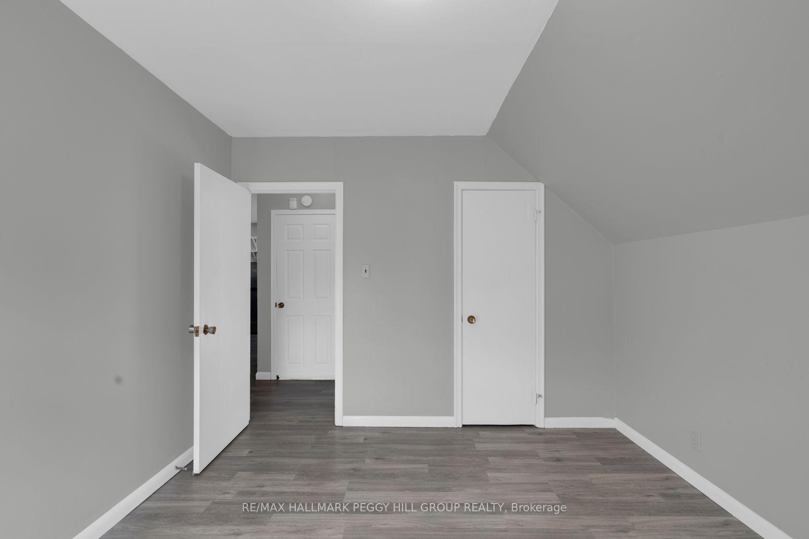 Photo 14 of 19 Alfred Street, Barrie, Allandale — HOMEH