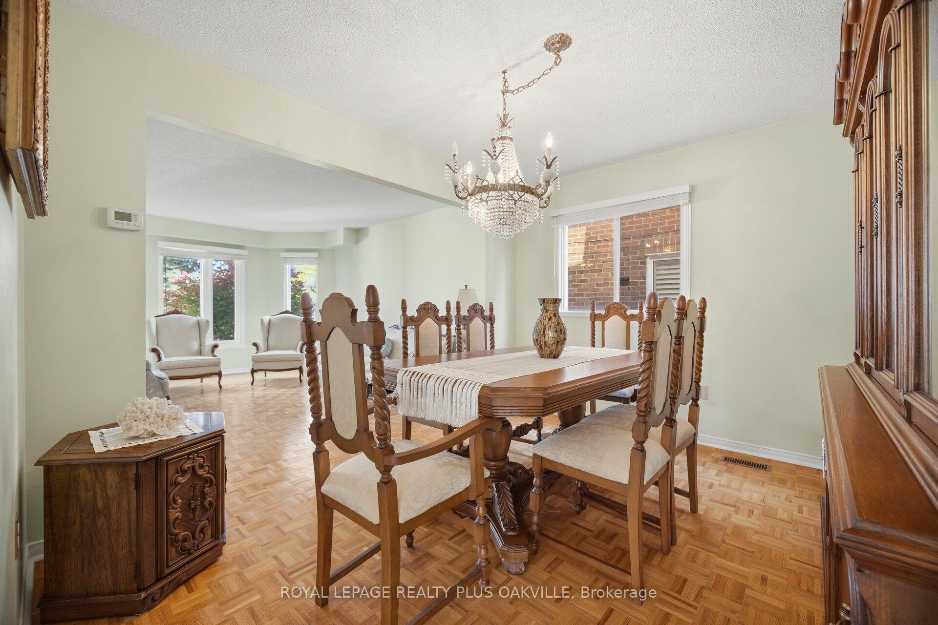 Photo 11 of 341 Nahani Way, Mississauga, Hurontario — HOMEH