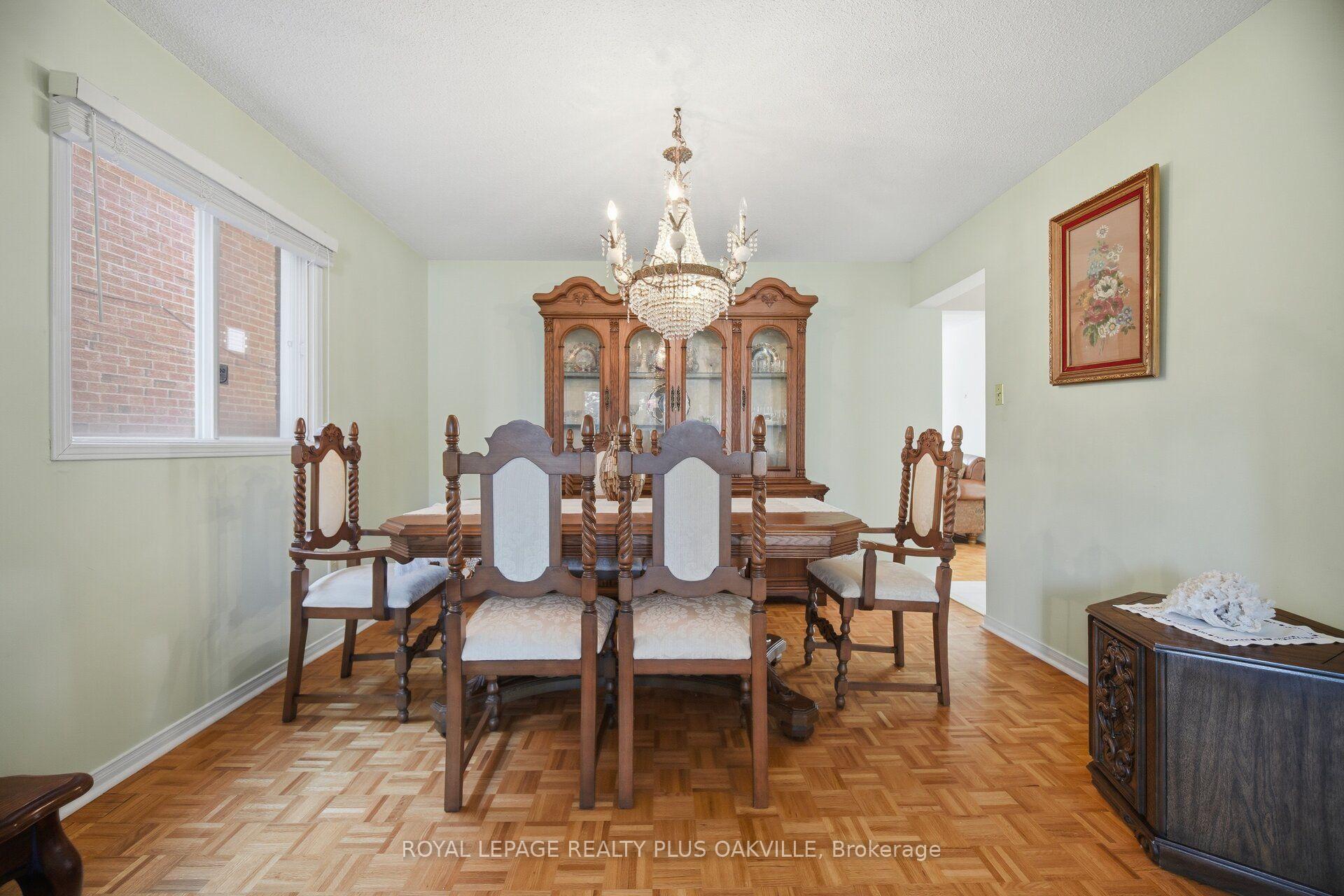 Photo 13 of 341 Nahani Way, Mississauga, Hurontario — HOMEH