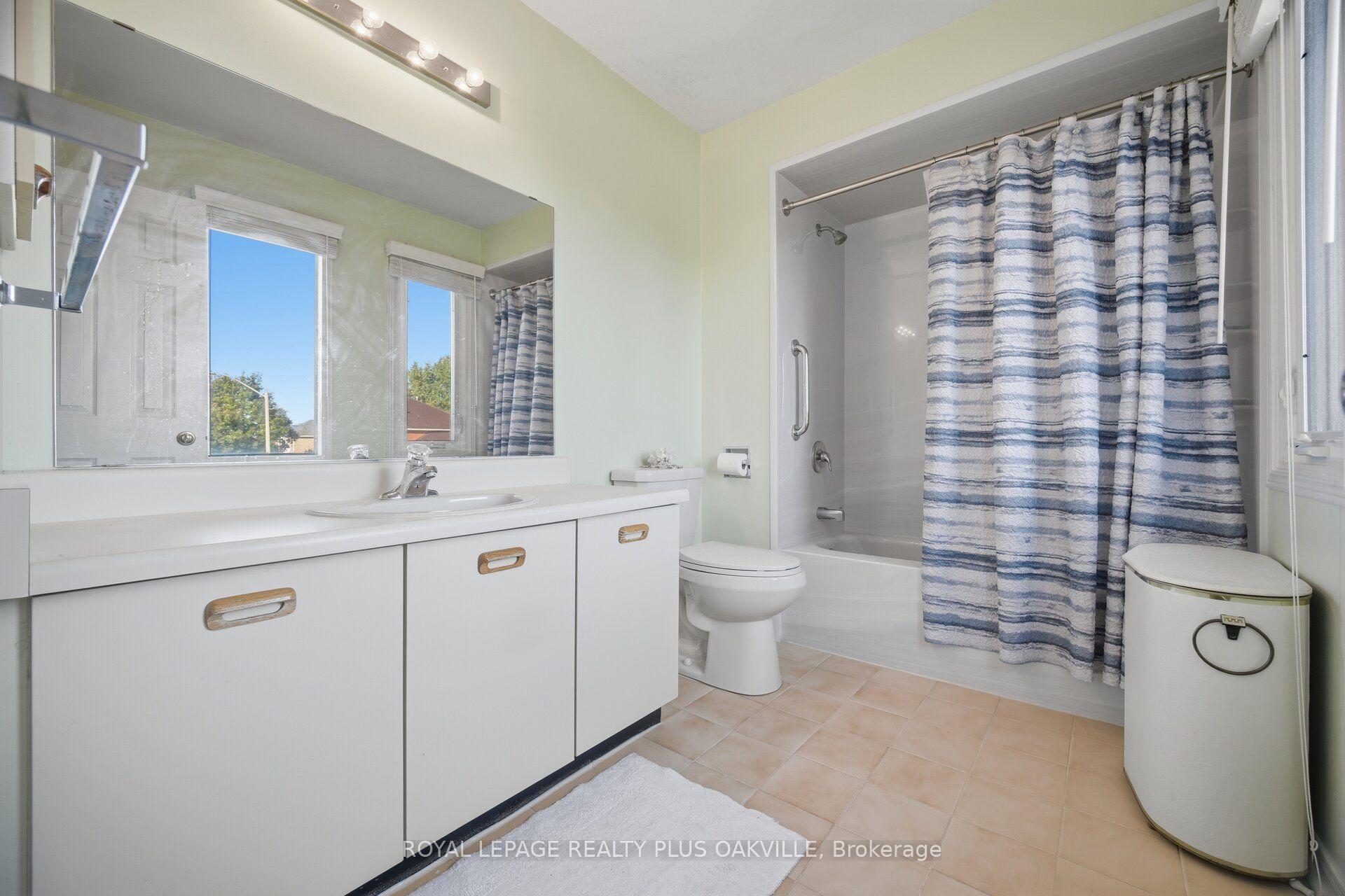 Photo 42 of 341 Nahani Way, Mississauga, Hurontario — HOMEH