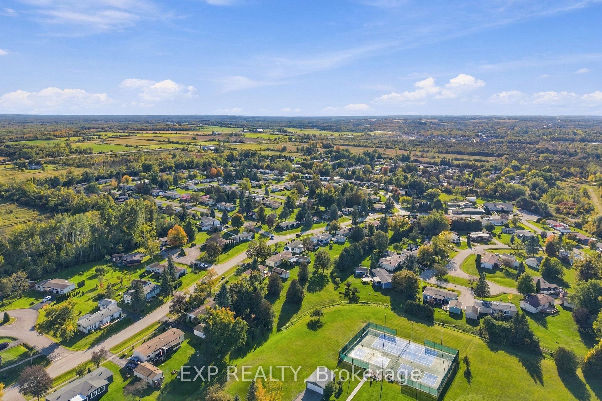 Photo 33 of 139 Roxanna Drive, Georgina, Sutton & Jackson's Point — HOMEH