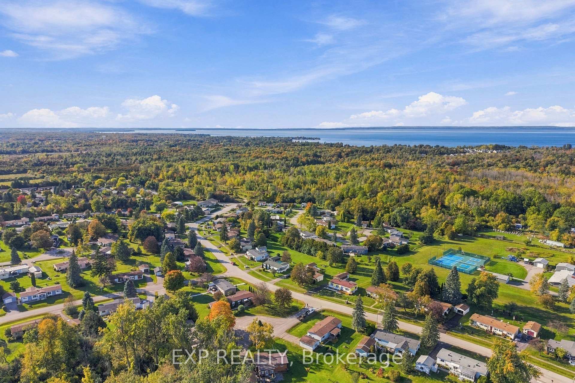 Photo 36 of 139 Roxanna Drive, Georgina, Sutton & Jackson's Point — HOMEH