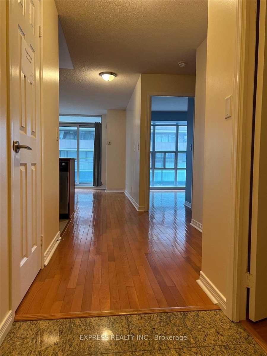 Photo 2 of Unit 1302, 736 Spadina Avenue, Toronto, University — HOMEH