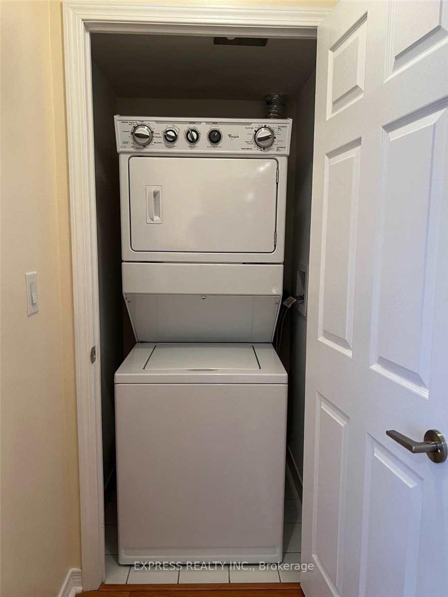 Photo 8 of Unit 1302, 736 Spadina Avenue, Toronto, University — HOMEH