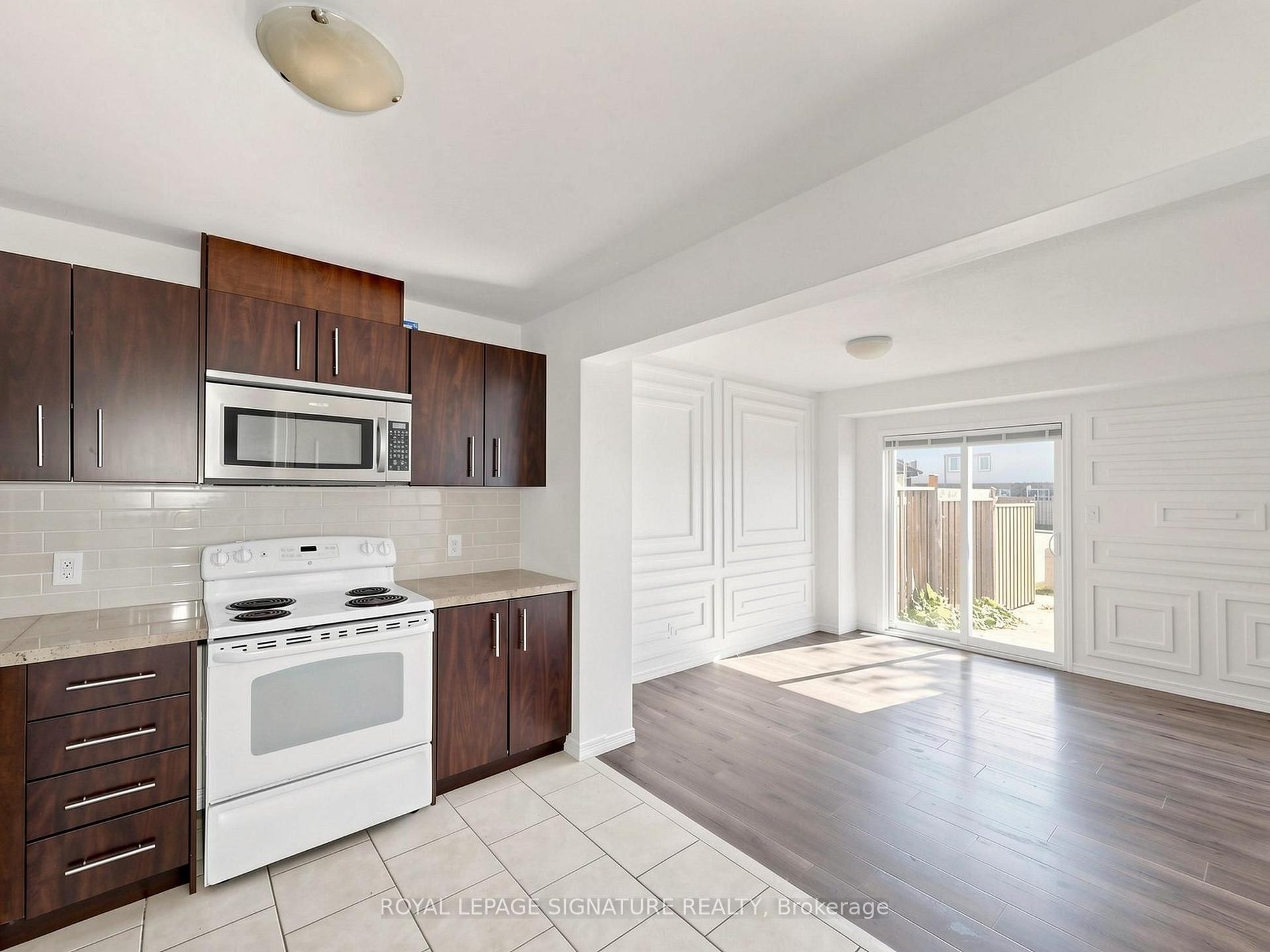 Photo 15 of Unit 6, 75 Prince William Way, Barrie, Innis-Shore — HOMEH