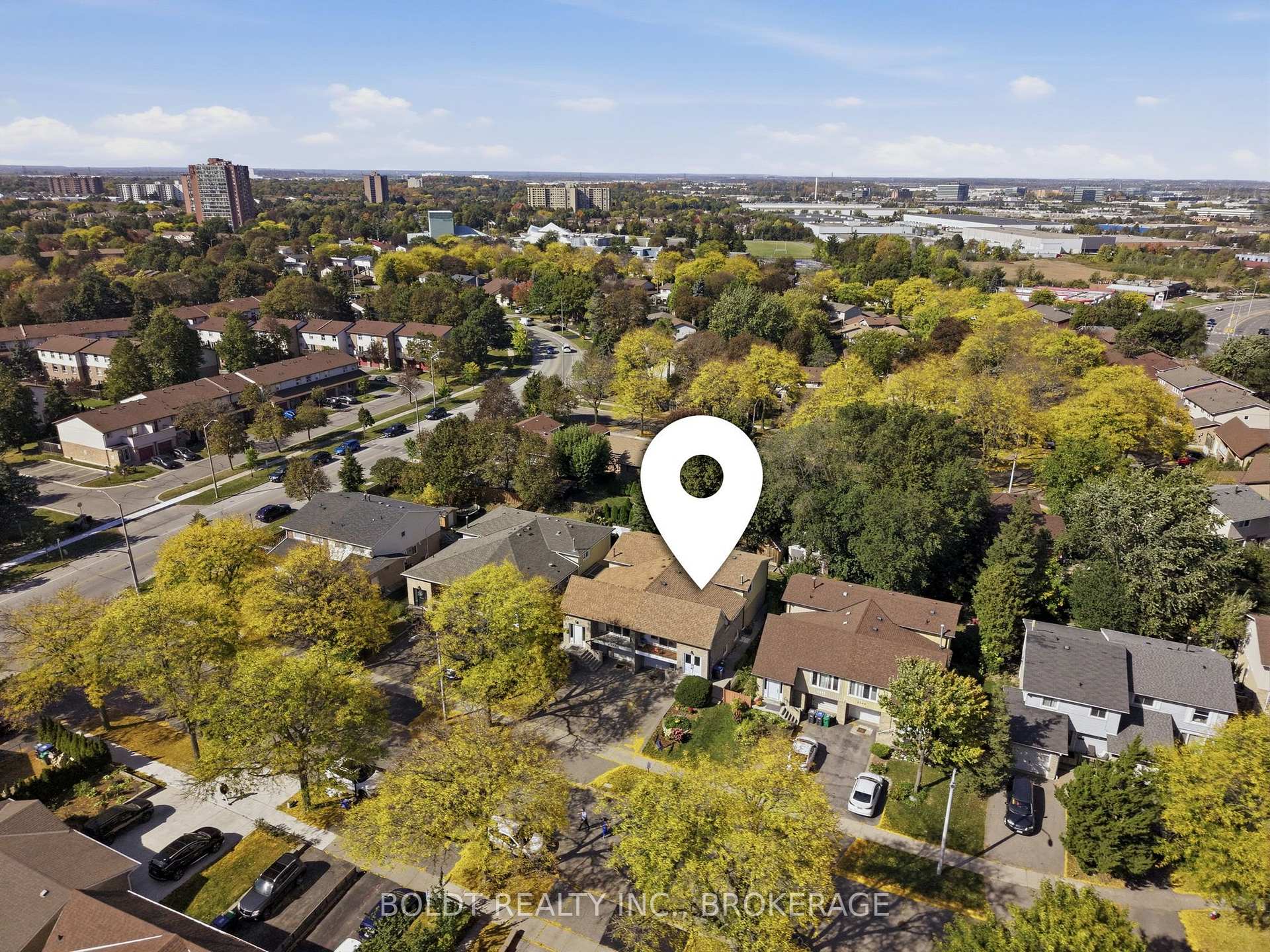 Photo 29 of 2554 Cobbinshaw Circle, Mississauga, Meadowvale — HOMEH