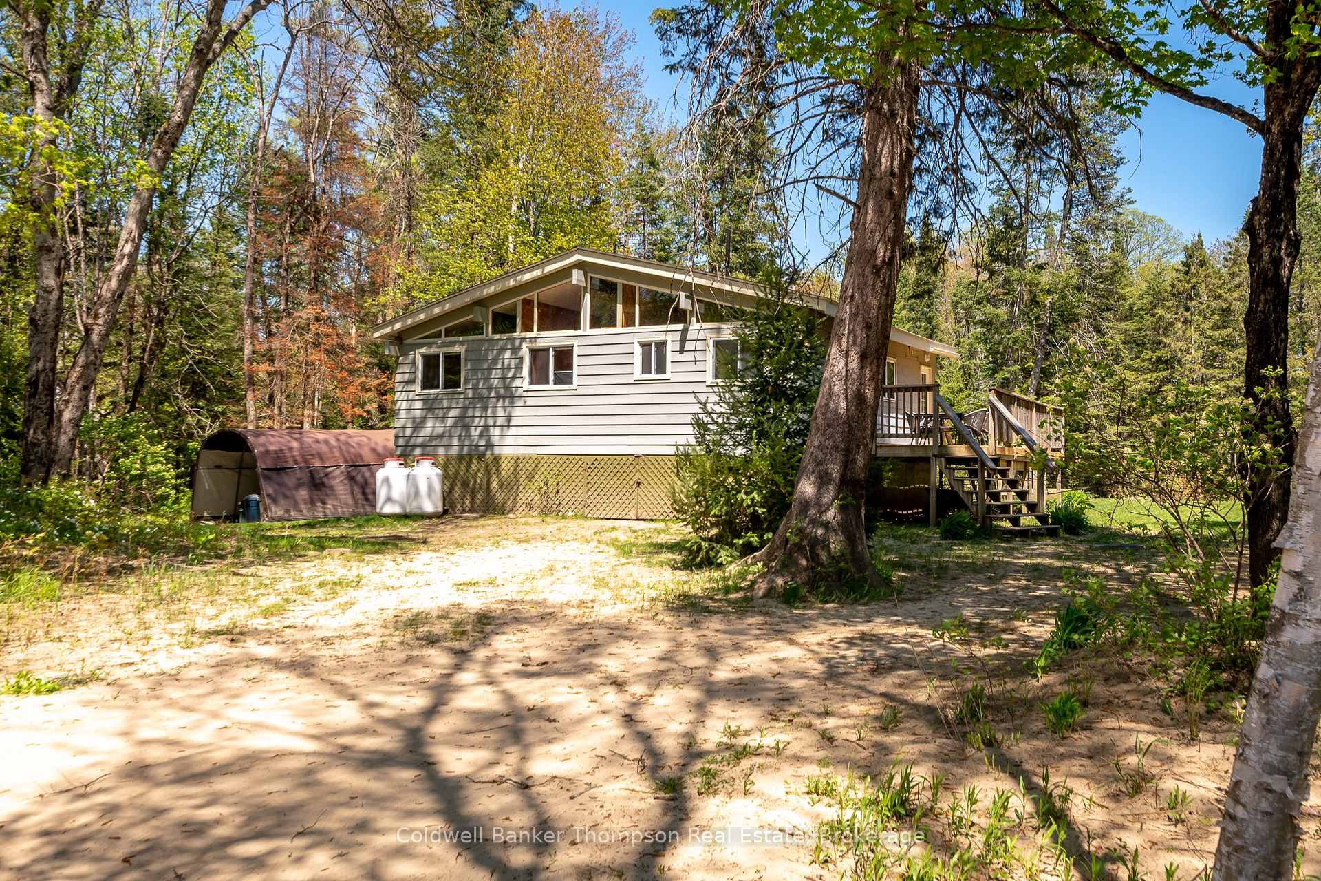 Photo 35 of 41 Robert Road W, Huntsville, Chaffey — HOMEH