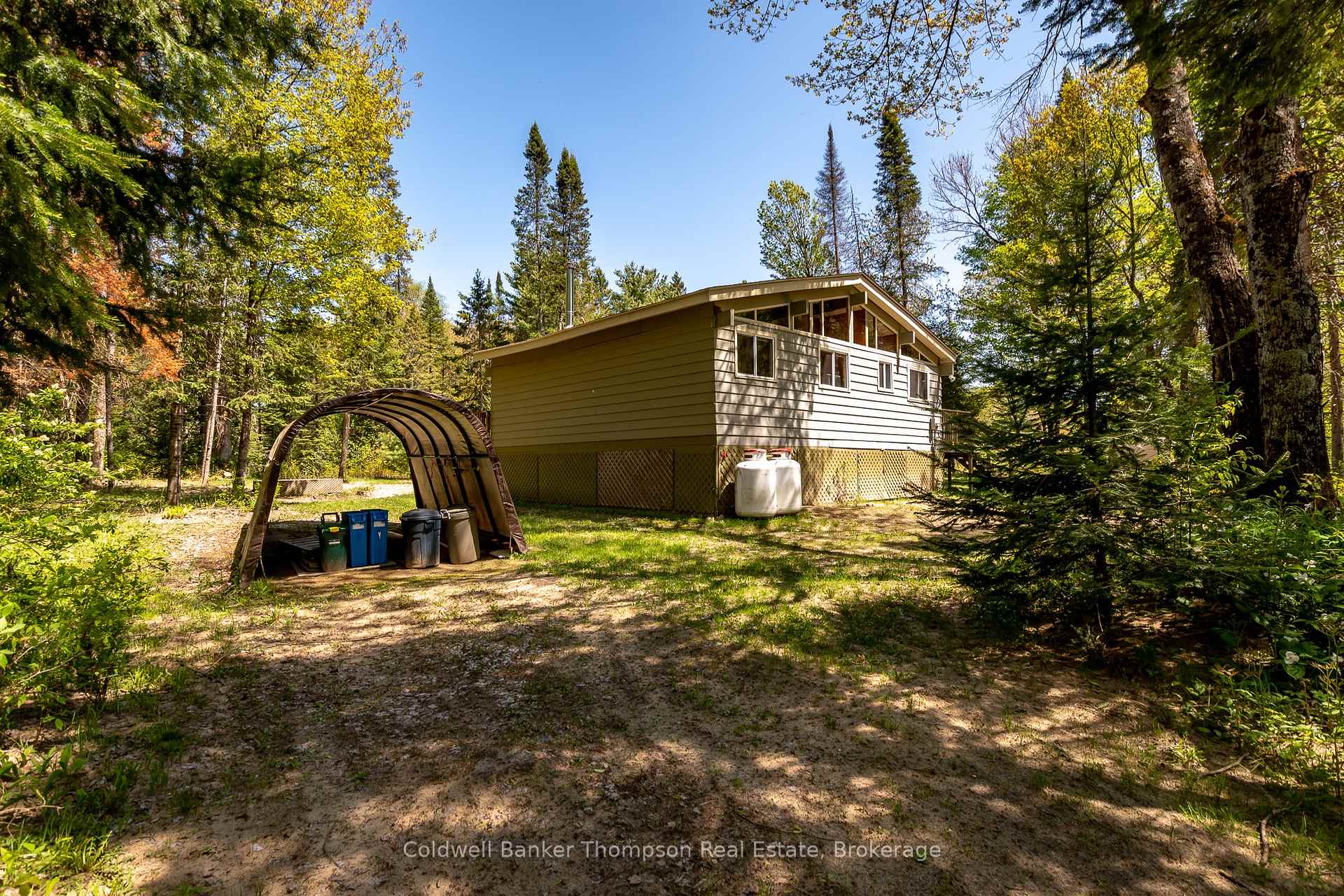 Photo 44 of 41 Robert Road W, Huntsville, Chaffey — HOMEH