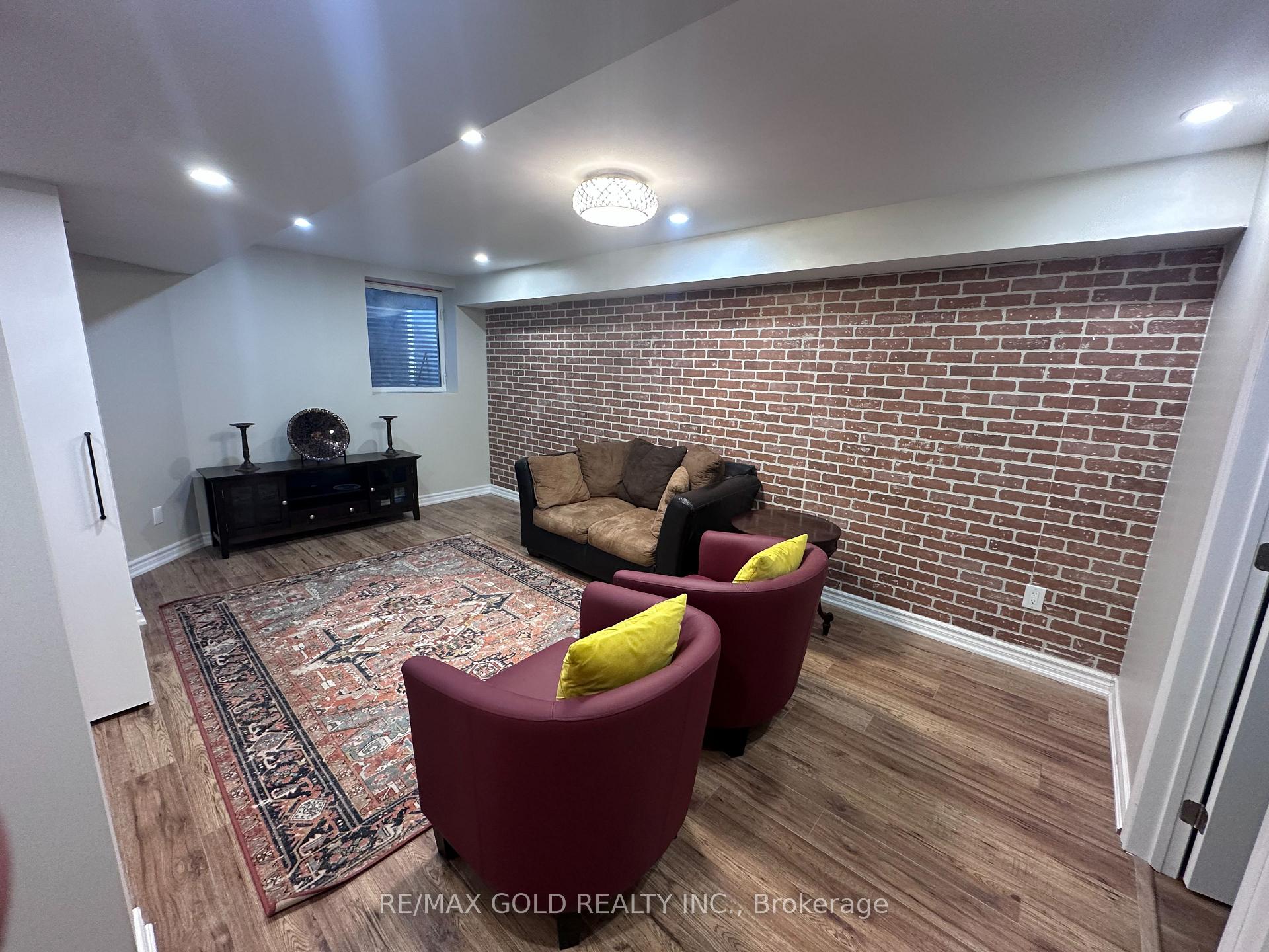 Photo 6 of Unit Lower, 24 Aird Court, Milton, Scott — HOMEH