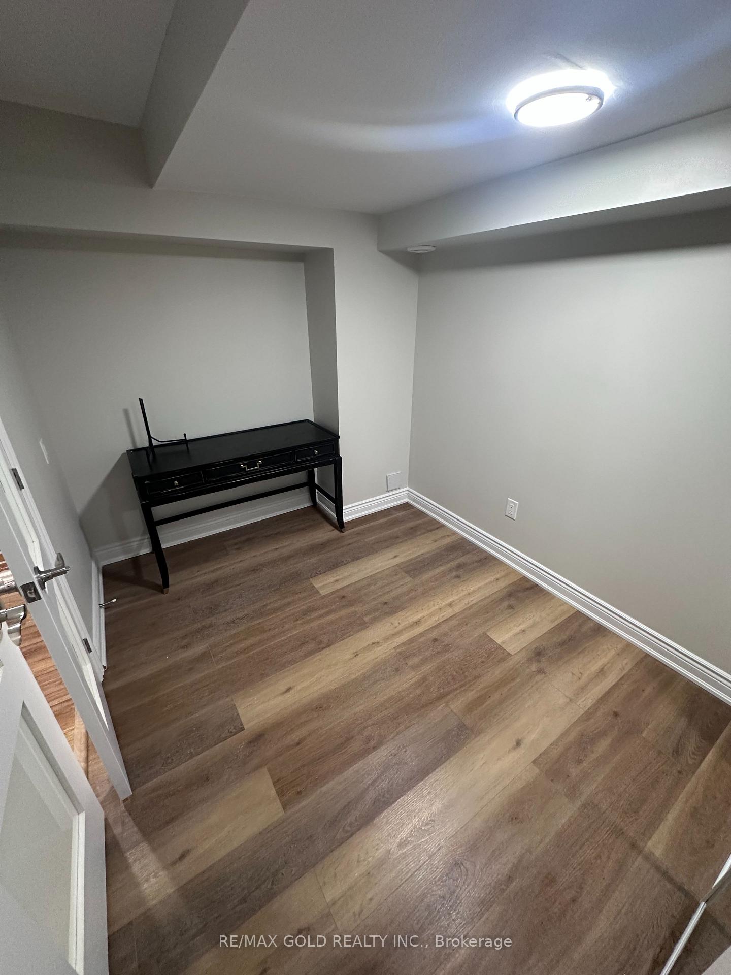 Photo 9 of Unit Lower, 24 Aird Court, Milton, Scott — HOMEH