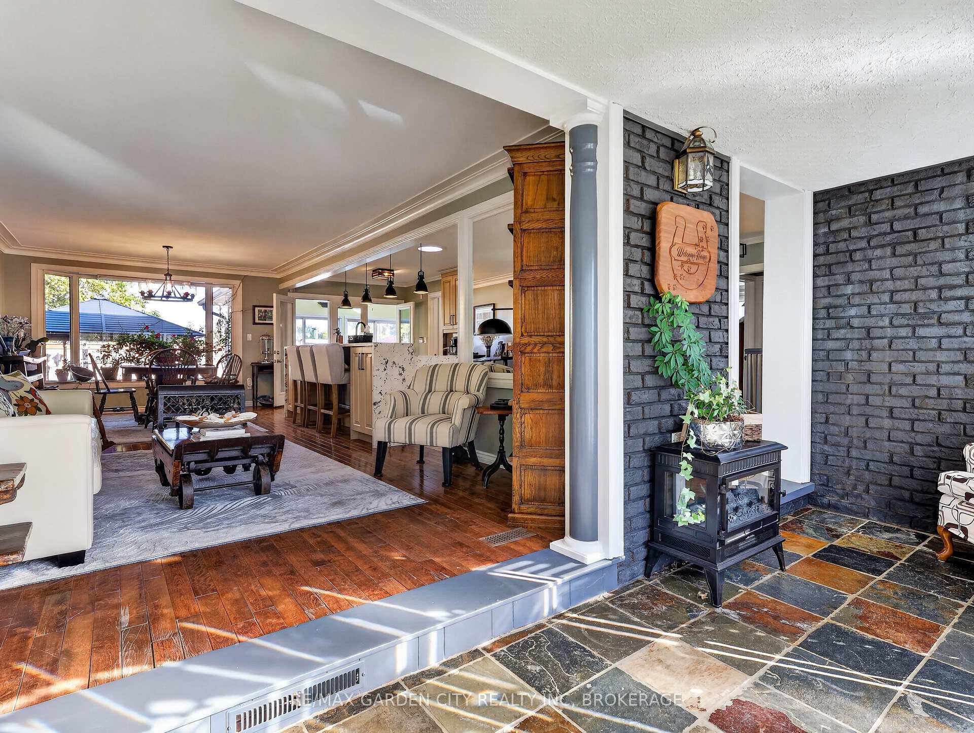 Photo 6 of 3785 Nineteenth Street, Lincoln, Lincoln-Jordan/Vineland — HOMEH