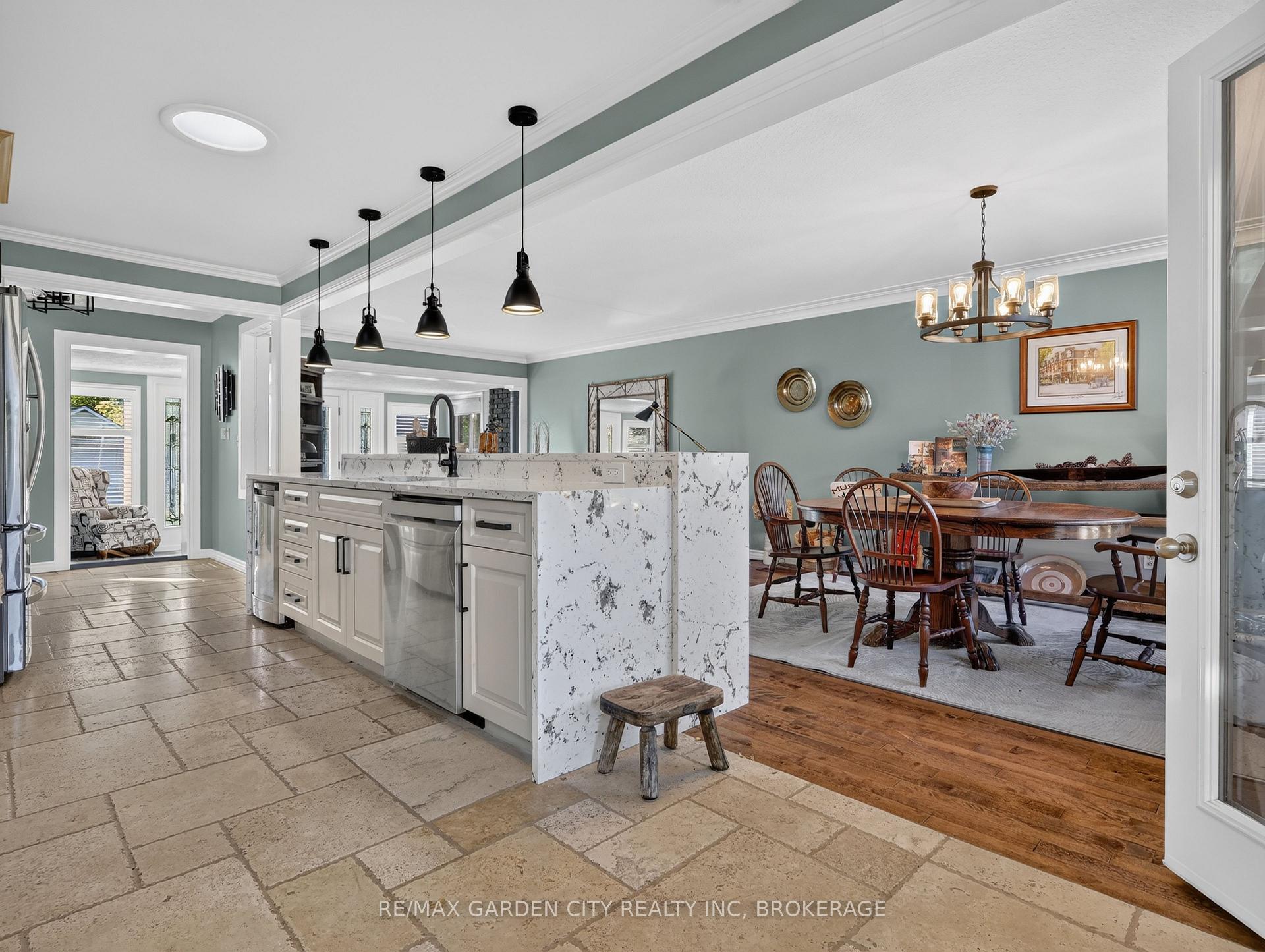 Photo 11 of 3785 Nineteenth Street, Lincoln, Lincoln-Jordan/Vineland — HOMEH