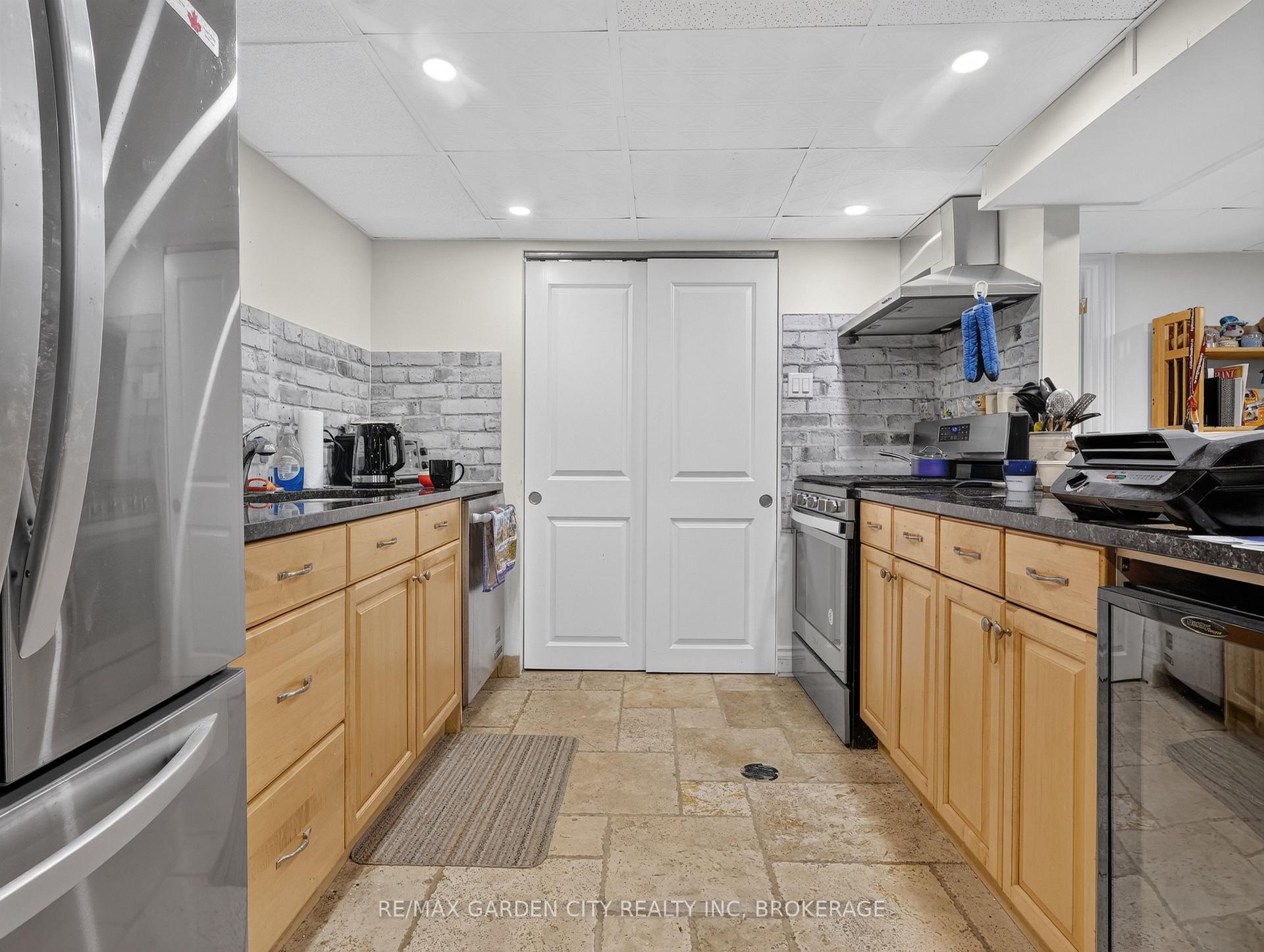 Photo 32 of 3785 Nineteenth Street, Lincoln, Lincoln-Jordan/Vineland — HOMEH