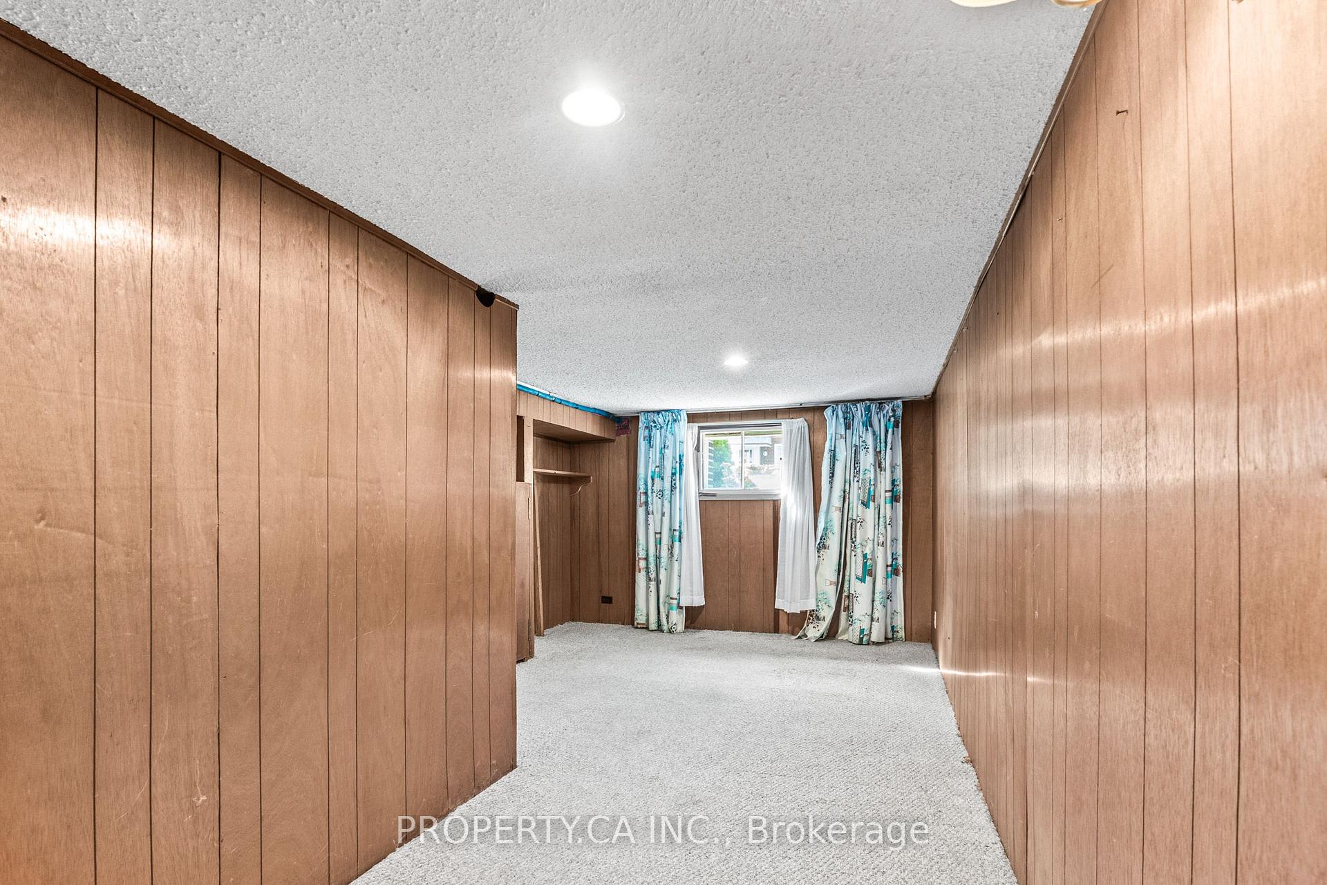 Photo 28 of 16 Warren Crescent, Toronto, Lambton Baby Point — HOMEH