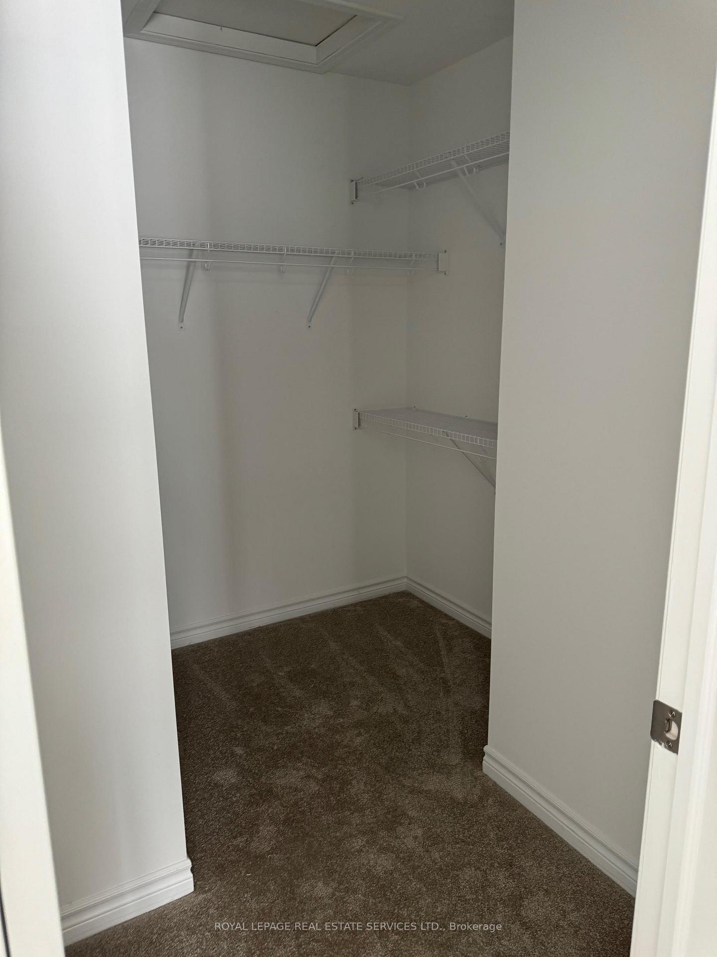 Photo 5 of 1575 Denison Place, Milton, Bowes — HOMEH