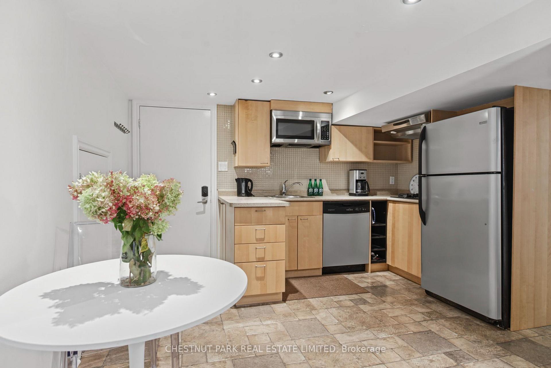 Photo 11 of Unit Lower, 44 Glen Echo Road, Toronto, Lawrence Park North — HOMEH