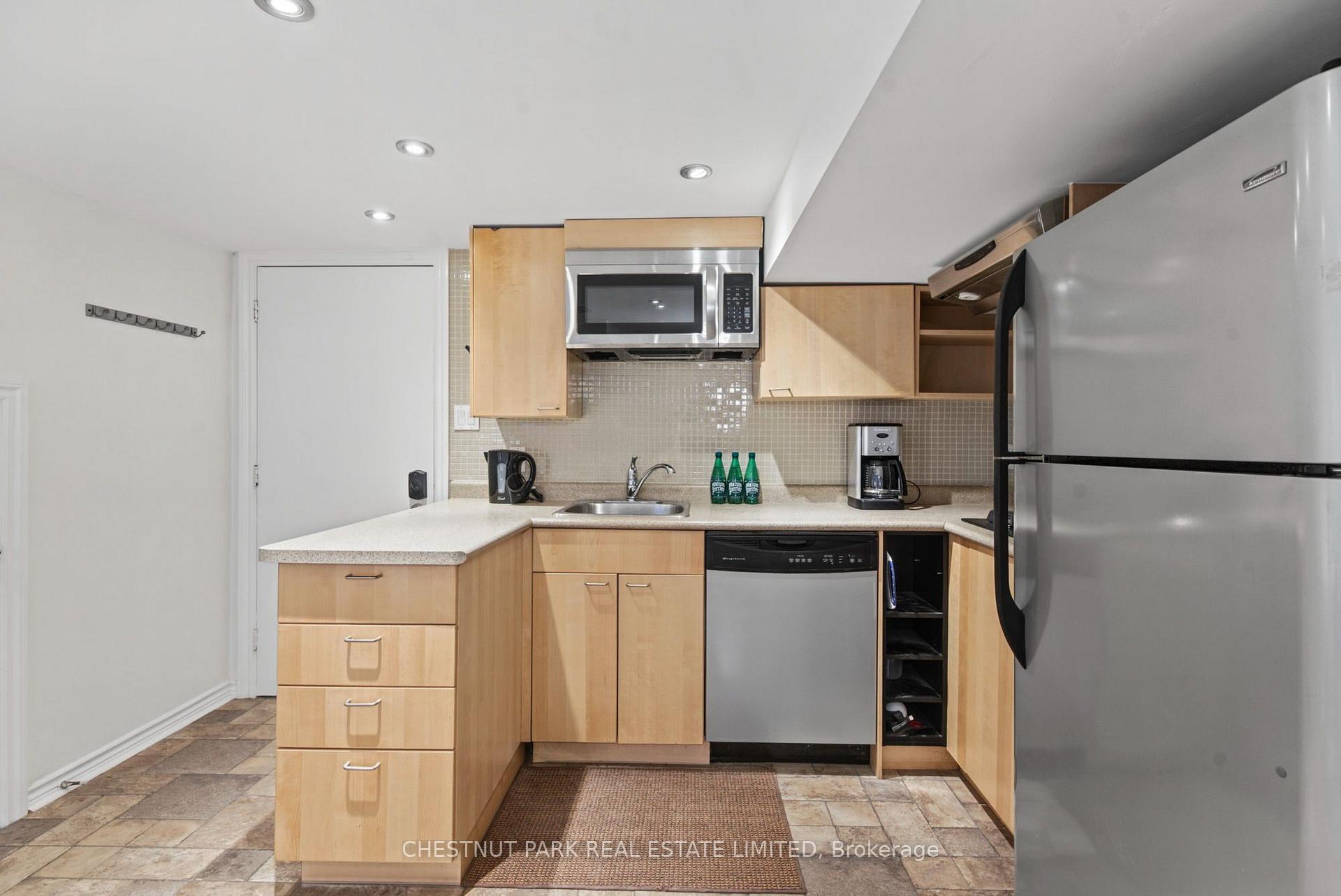 Photo 12 of Unit Lower, 44 Glen Echo Road, Toronto, Lawrence Park North — HOMEH