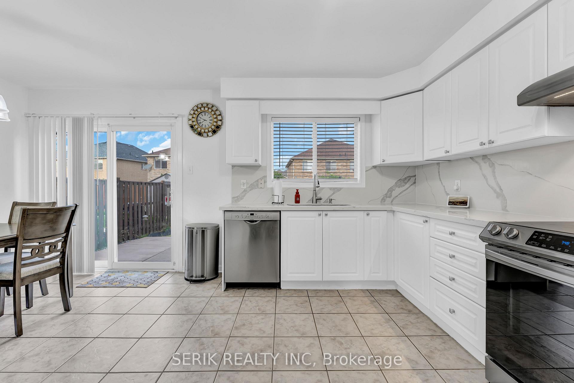 Photo 19 of 53 Brunswick Street, Brampton, Fletcher's Meadow — HOMEH