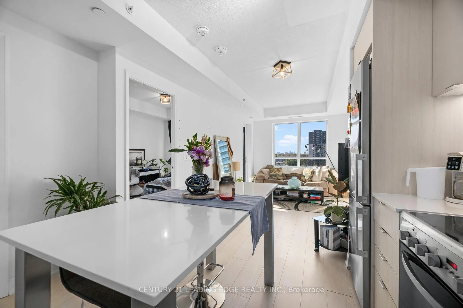 Photo 3 of Unit 745, 26 Gibbs Road, Etobicoke, Islington-City Centre West — HOMEH