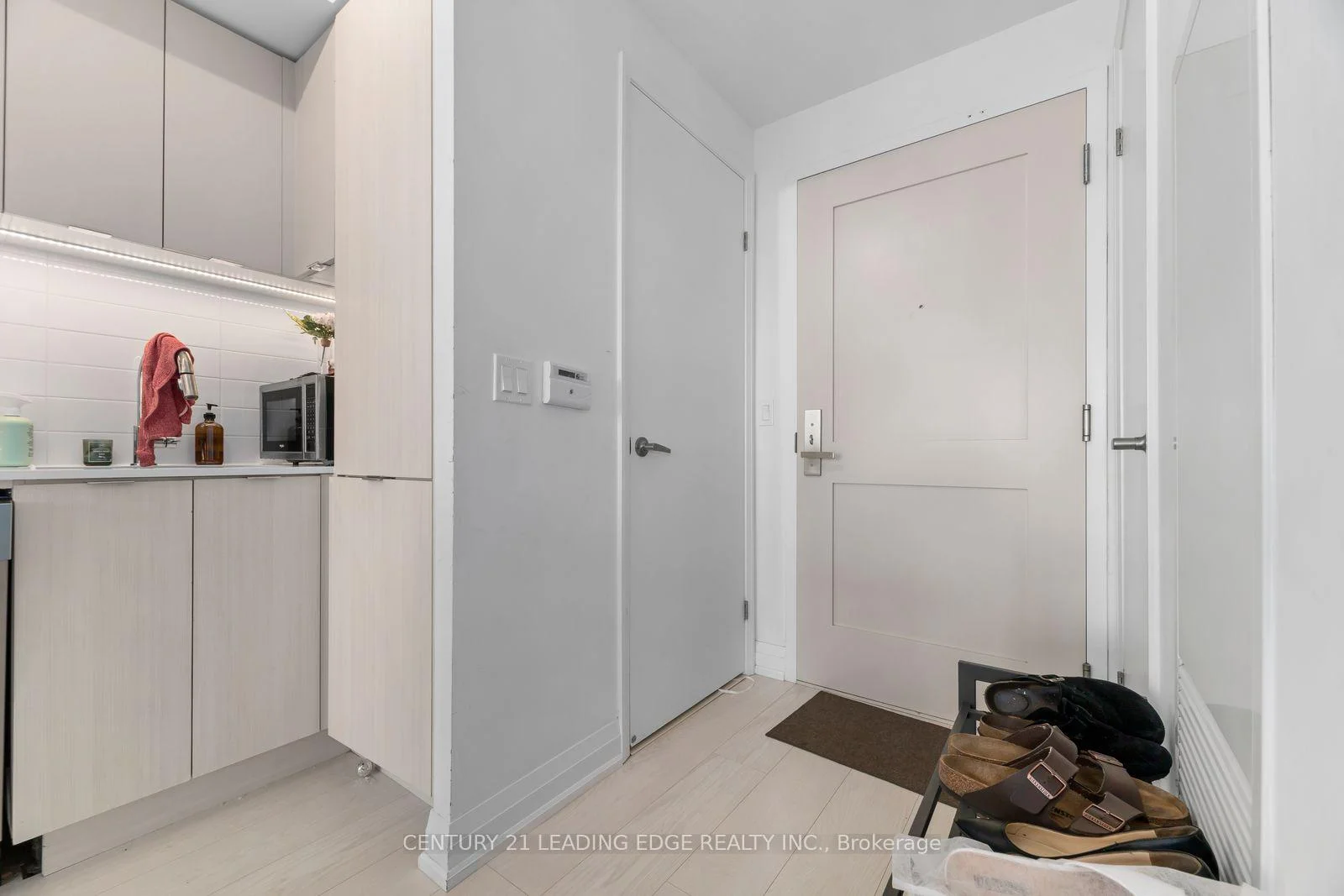 Photo 11 of Unit 745, 26 Gibbs Road, Etobicoke, Islington-City Centre West — HOMEH