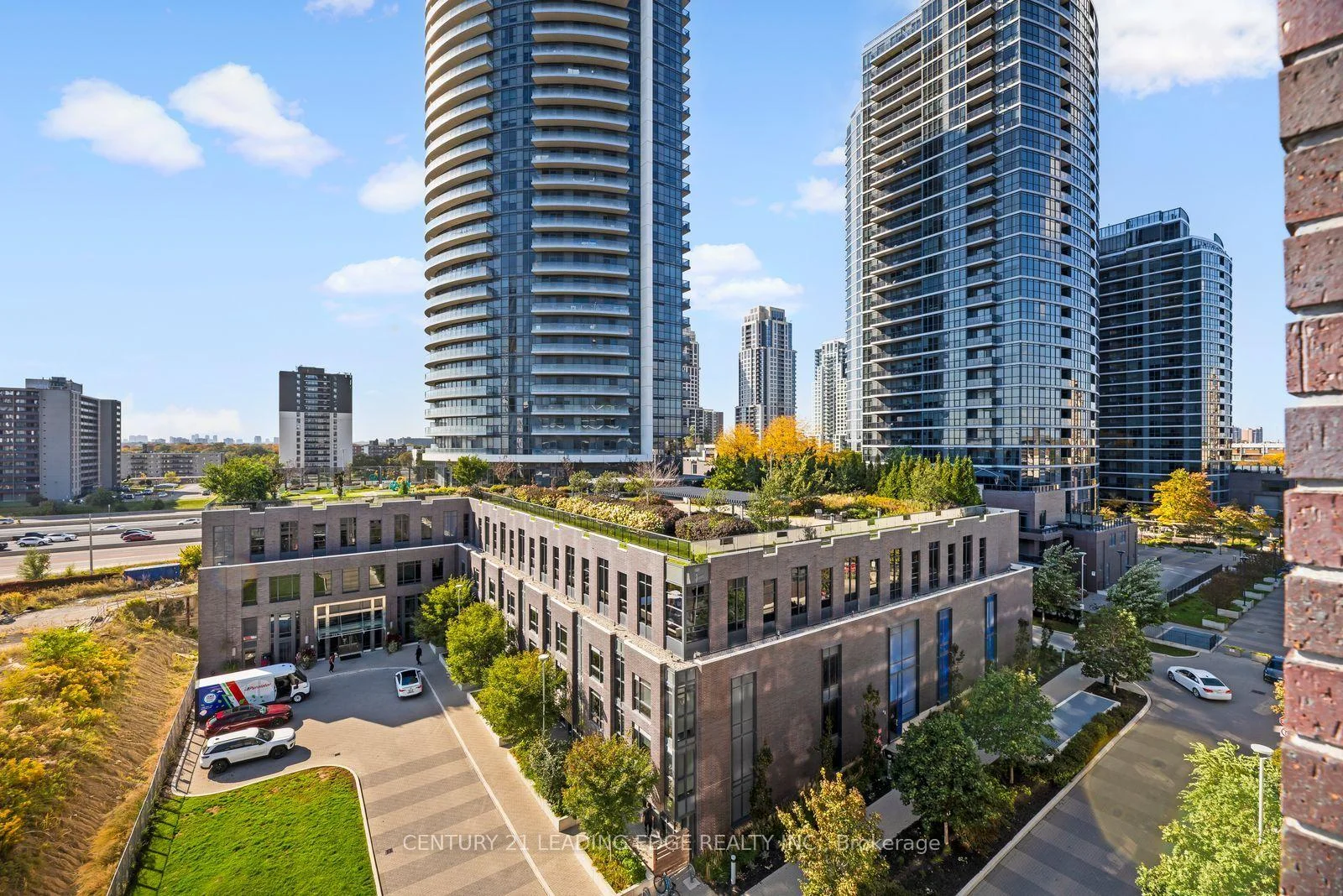 Photo 17 of Unit 745, 26 Gibbs Road, Etobicoke, Islington-City Centre West — HOMEH