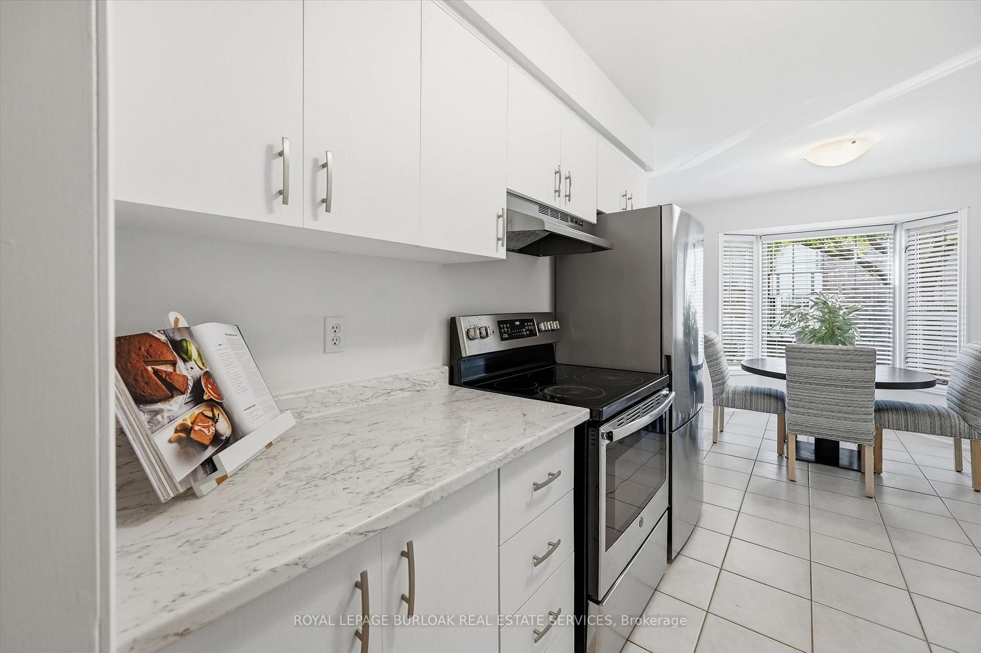 Photo 11 of Unit 11, 705 Cumberland Avenue, Burlington, Roseland — HOMEH