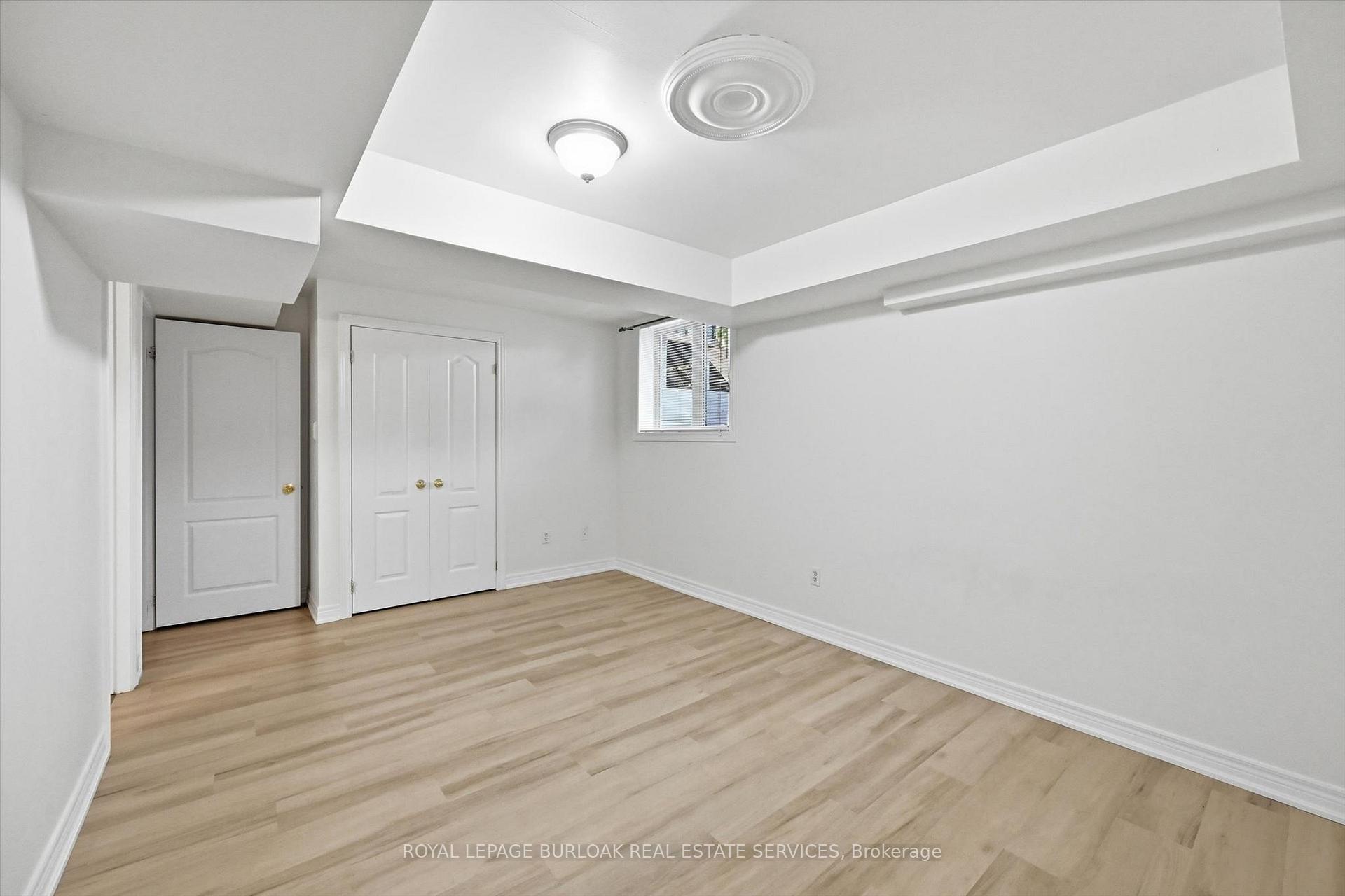 Photo 33 of Unit 11, 705 Cumberland Avenue, Burlington, Roseland — HOMEH