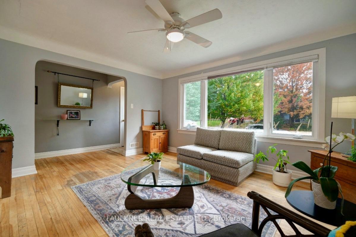 Photo 6 of 247 Knox Crescent, Ottawa, Riverview Park — HOMEH