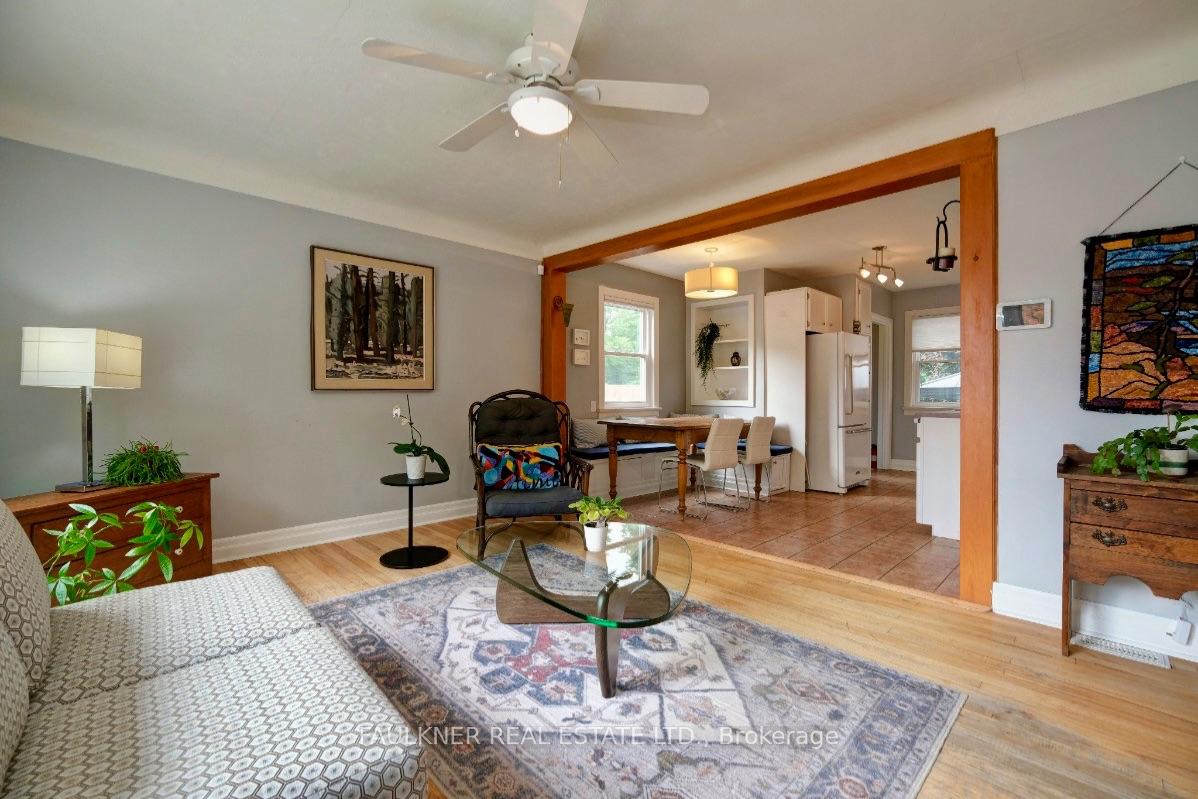 Photo 8 of 247 Knox Crescent, Ottawa, Riverview Park — HOMEH