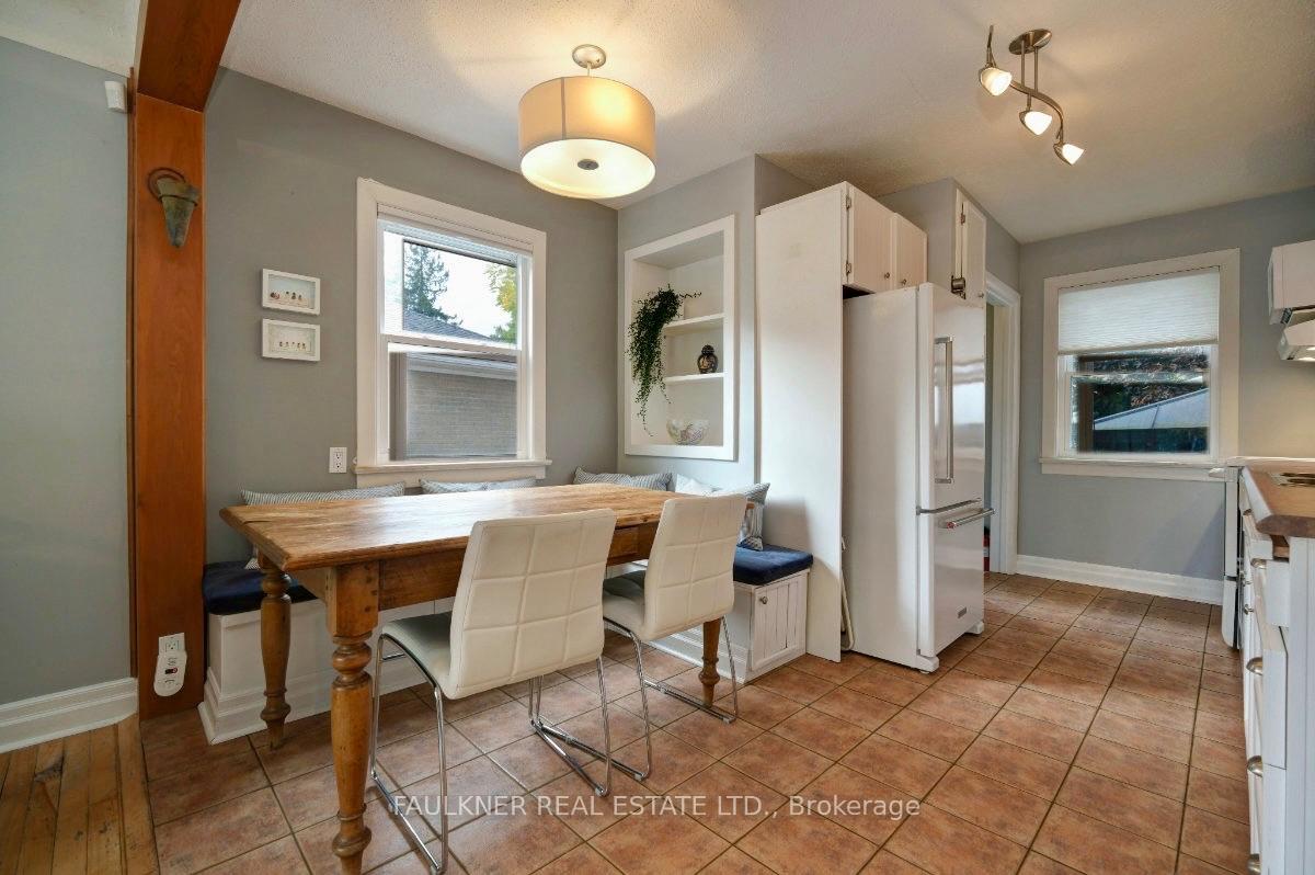 Photo 9 of 247 Knox Crescent, Ottawa, Riverview Park — HOMEH