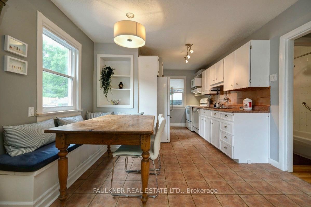 Photo 10 of 247 Knox Crescent, Ottawa, Riverview Park — HOMEH