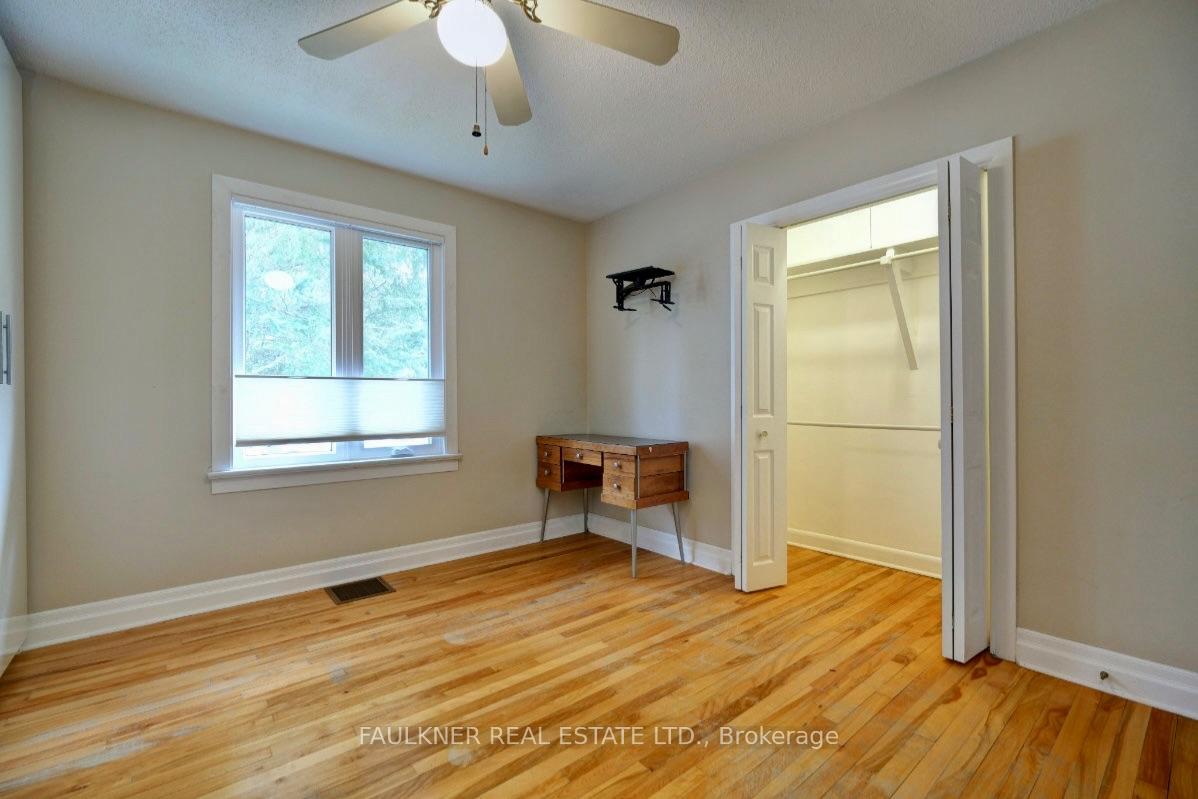 Photo 14 of 247 Knox Crescent, Ottawa, Riverview Park — HOMEH