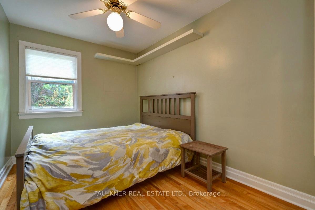 Photo 15 of 247 Knox Crescent, Ottawa, Riverview Park — HOMEH