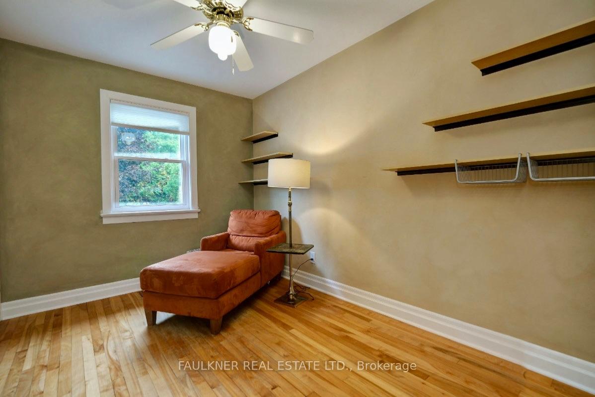 Photo 16 of 247 Knox Crescent, Ottawa, Riverview Park — HOMEH