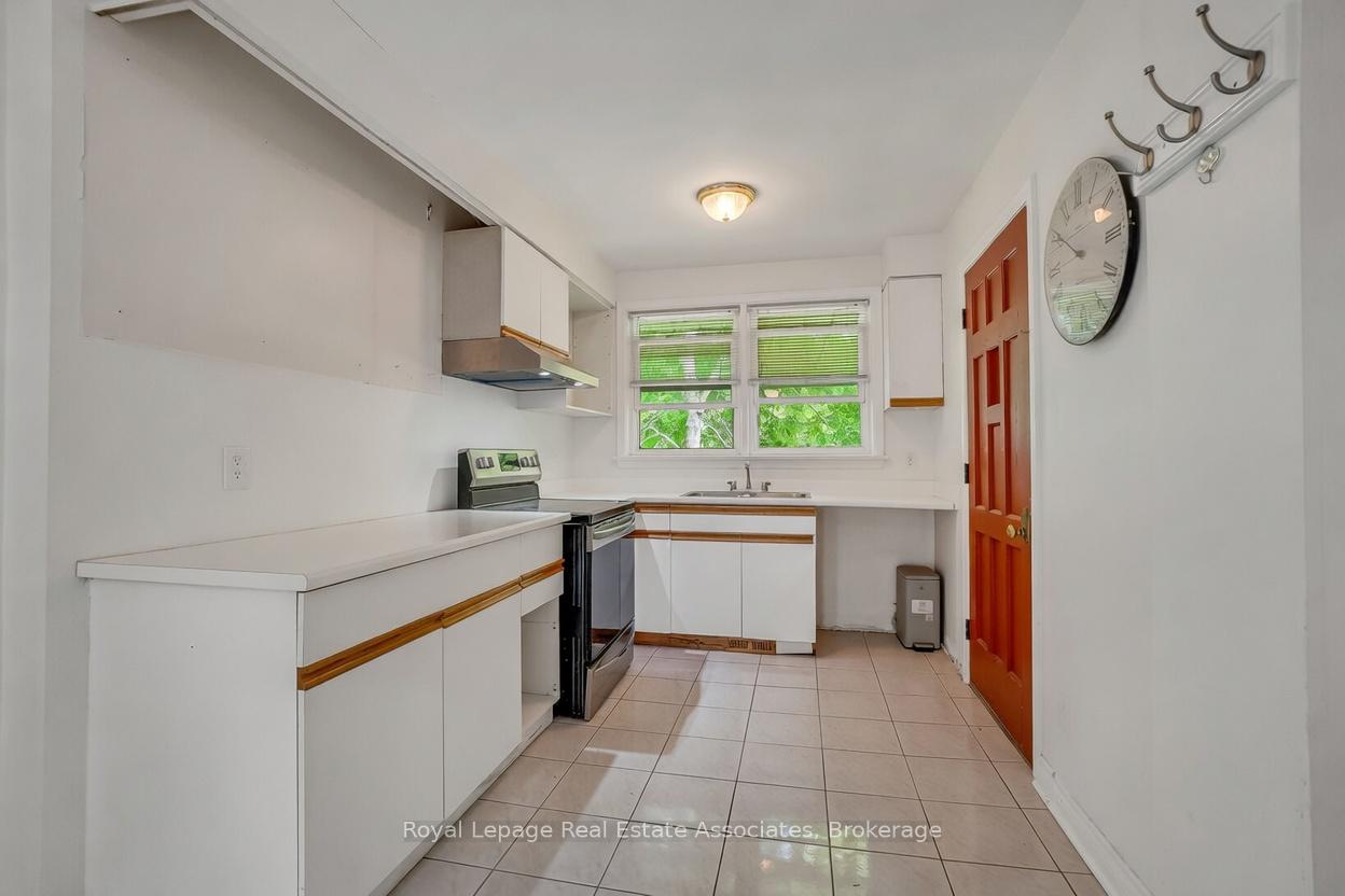 Photo 27 of 11 Ben Machree Drive, Mississauga, Port Credit — HOMEH