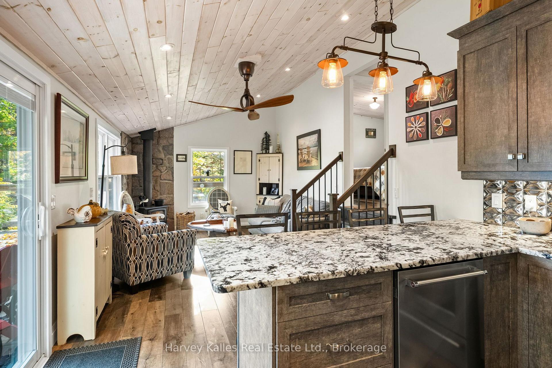 Photo 14 of 102 Lynx Drive, Kearney — HOMEH