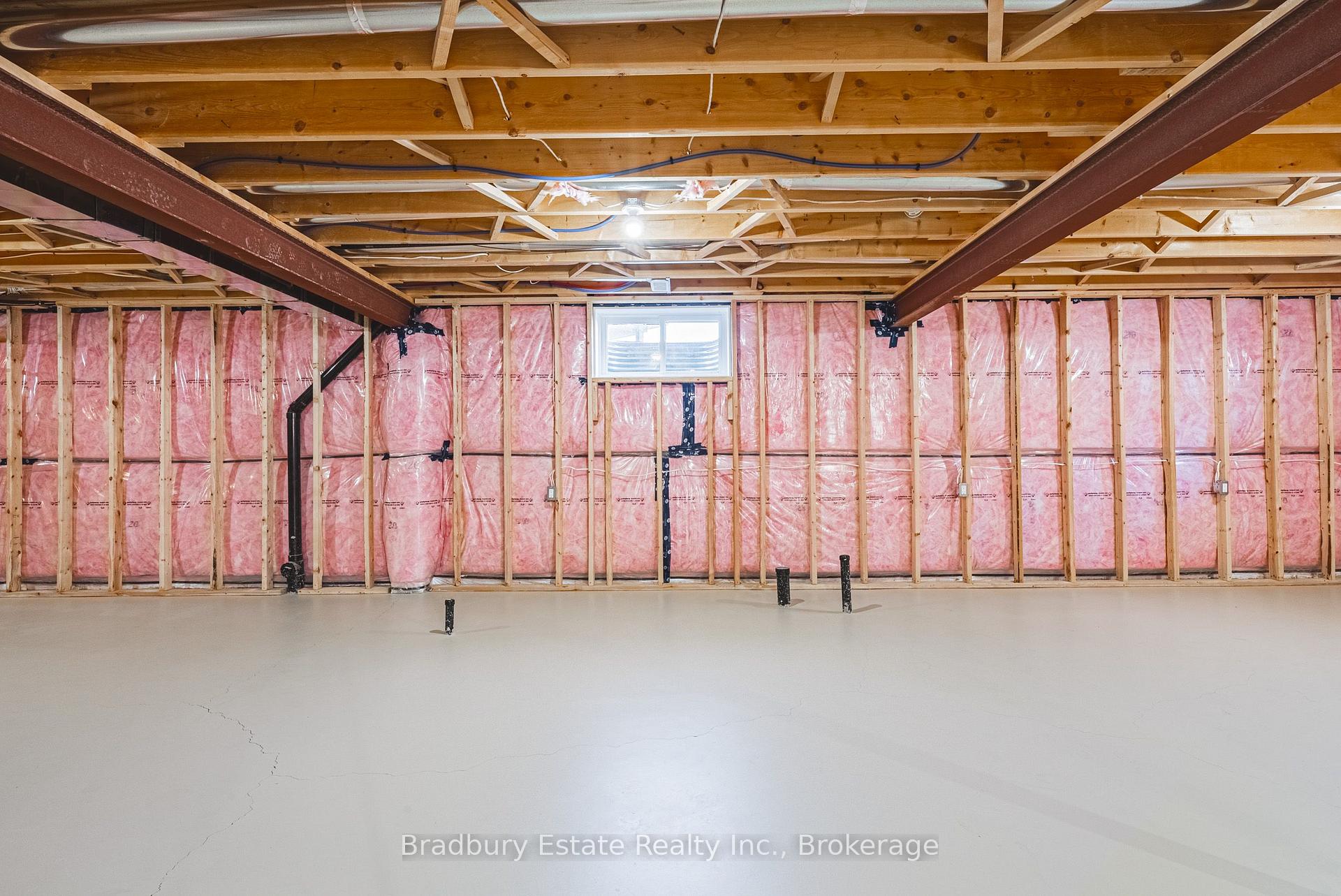Photo 28 of Unit 23, 24 Craddock Boulevard, Haldimand — HOMEH